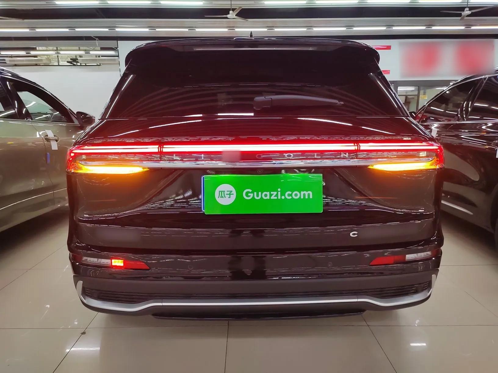 Lincoln Corsair 2024 2.0T Two-Wheel Drive Deluxe Edition — миниатюра 3