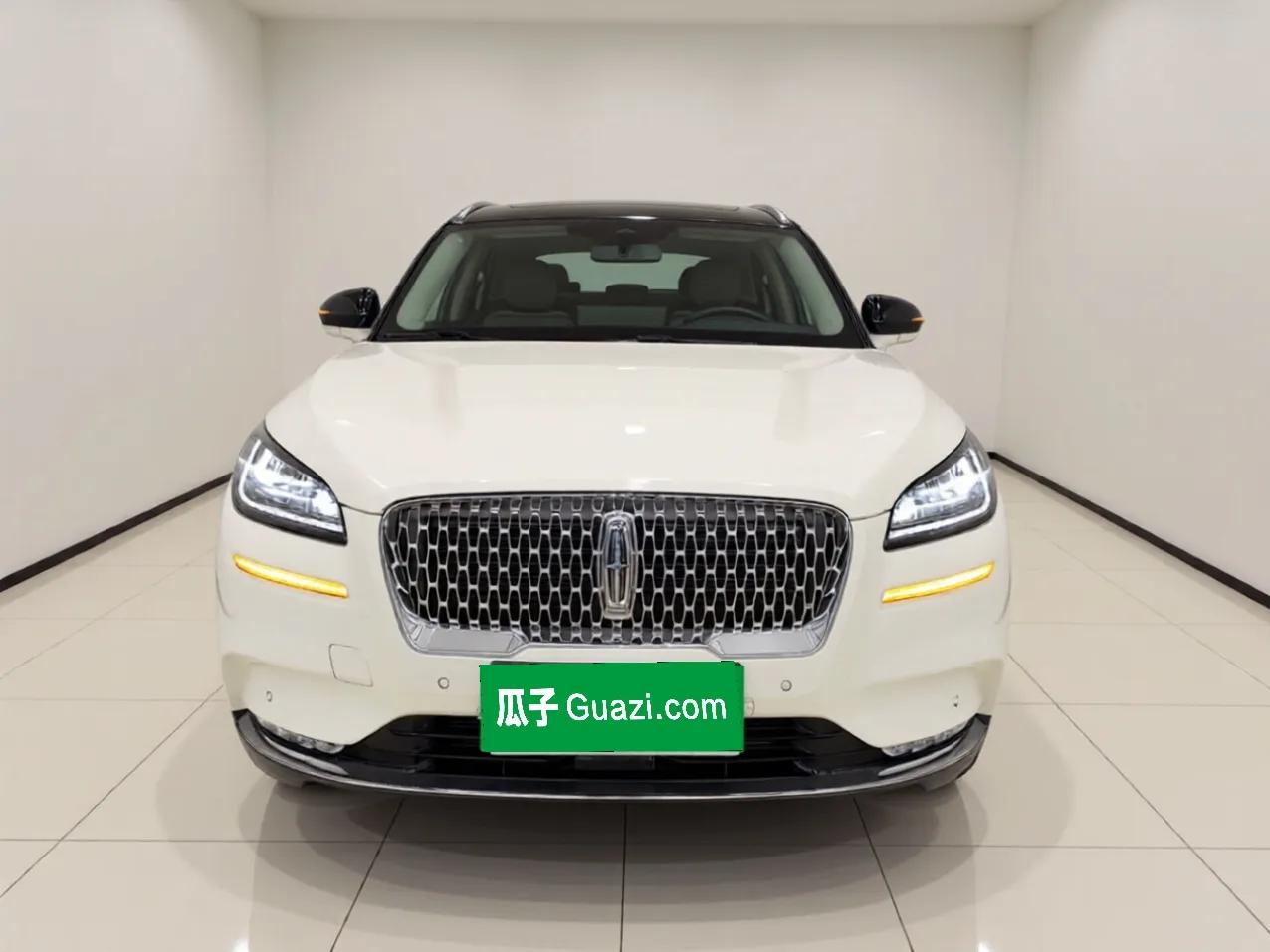 Lincoln Corsair 2022 Revised Version 2.0T Two-Wheel Drive Luxury Edition — миниатюра 2