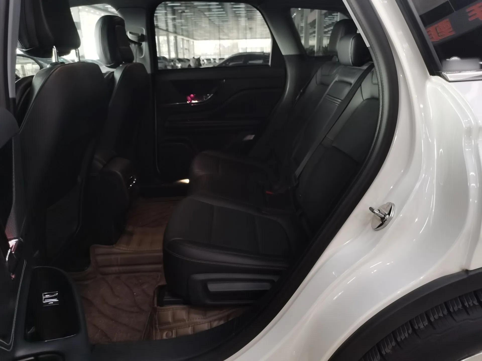 Lincoln Corsair 2022 Revised Version 2.0T Two-Wheel Drive Luxury Edition — миниатюра 19