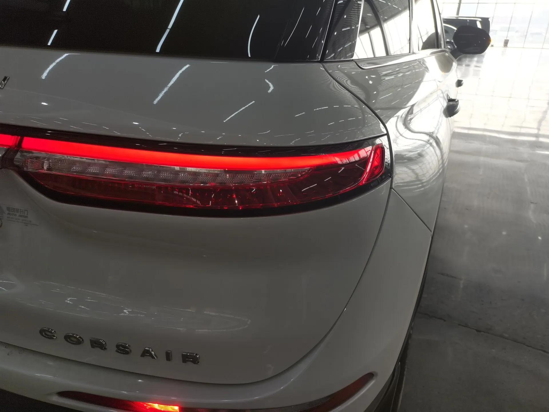Lincoln Corsair 2022 Revised Version 2.0T Two-Wheel Drive Luxury Edition — миниатюра 8