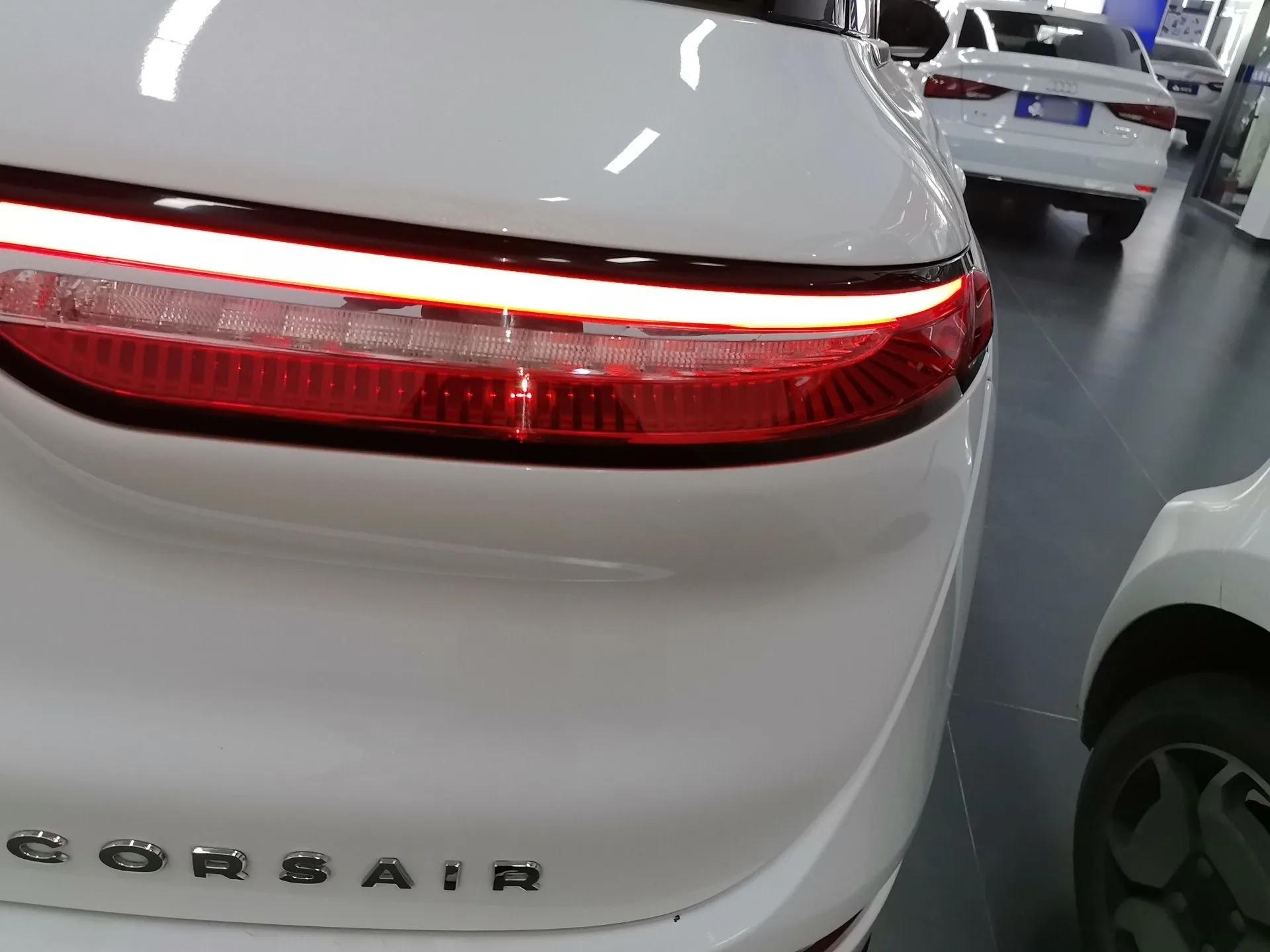 Lincoln Corsair 2022 2.0T Two-Wheel Drive Luxury Edition — миниатюра 7