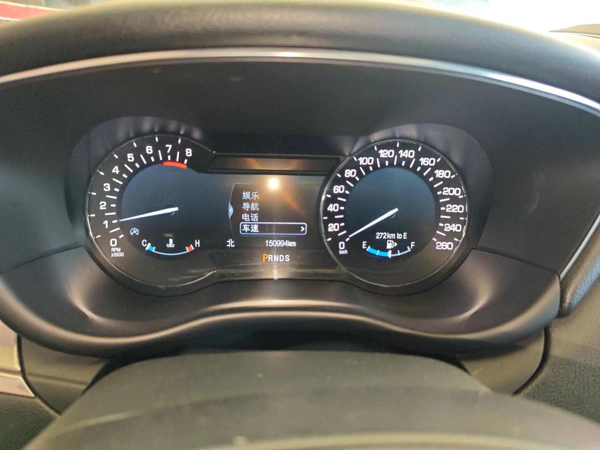 Lincoln MKC 2017 2.0T Two-Wheel Drive Deluxe Edition — миниатюра 15