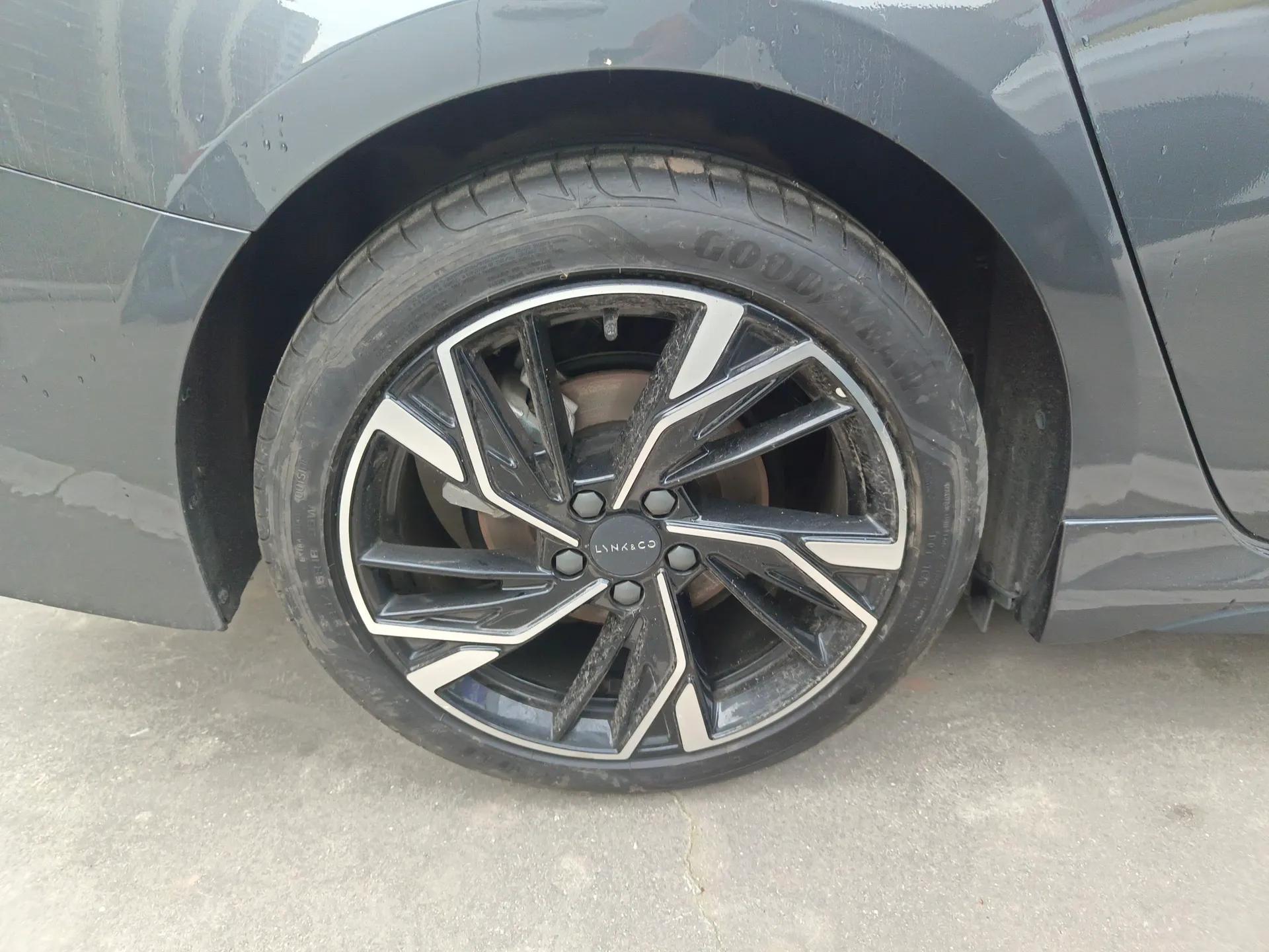 Lynk & Co 03 2023 1.5TD DCT JingPro — миниатюра 10