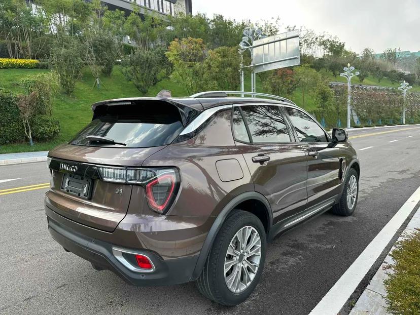 Lynk & Co 01 2018 2.0T Two-Wheel-Drive + Version — миниатюра 9