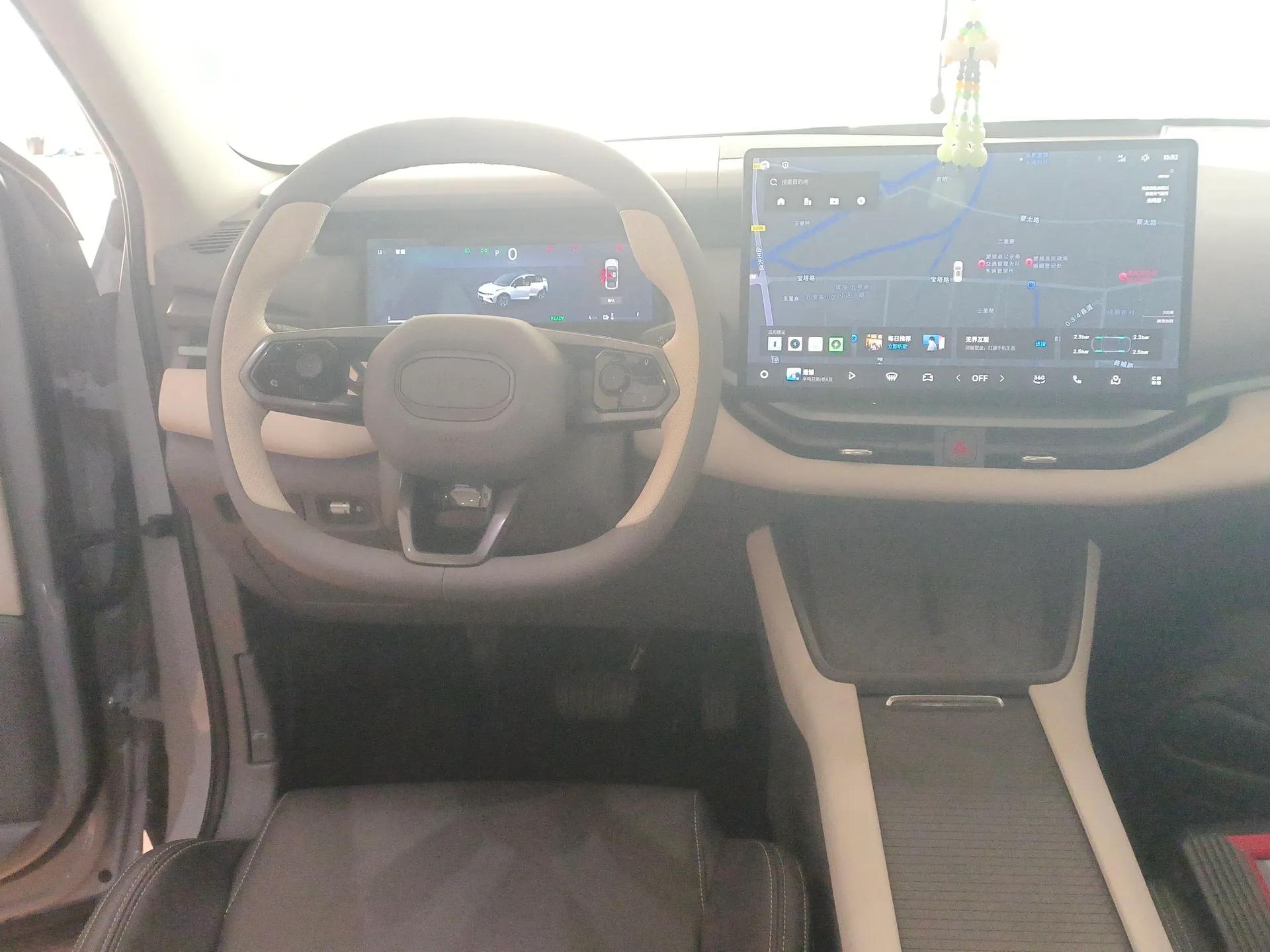 Lynk & Co 06 EM-P 2023 EM-P 56 Standard Range Pro — миниатюра 15