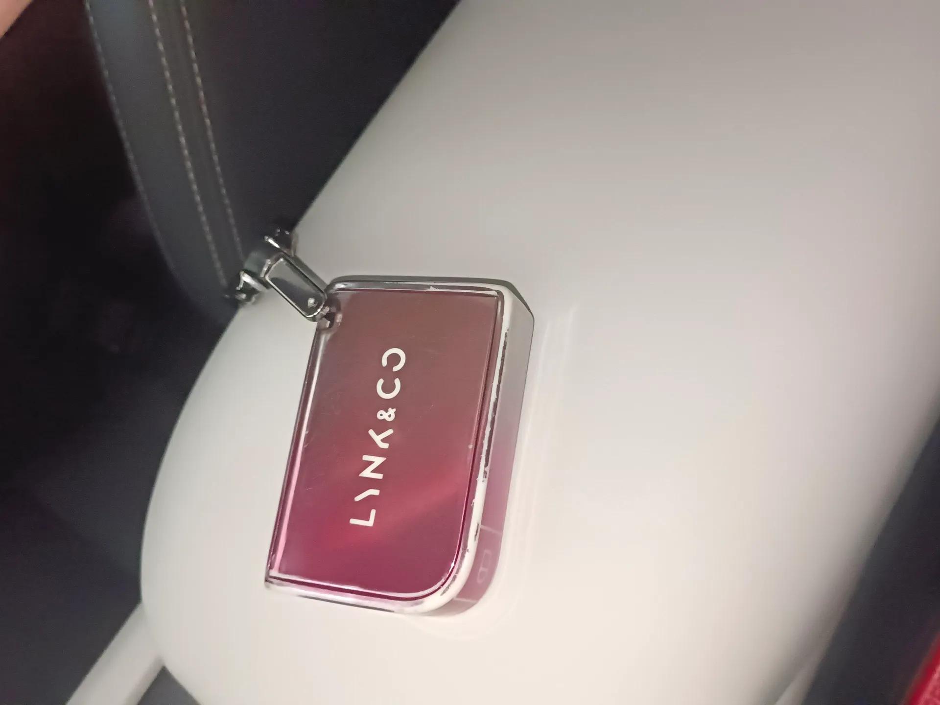 Lynk & Co 06 EM-P 2023 EM-P 56 Standard Range Pro — миниатюра 22