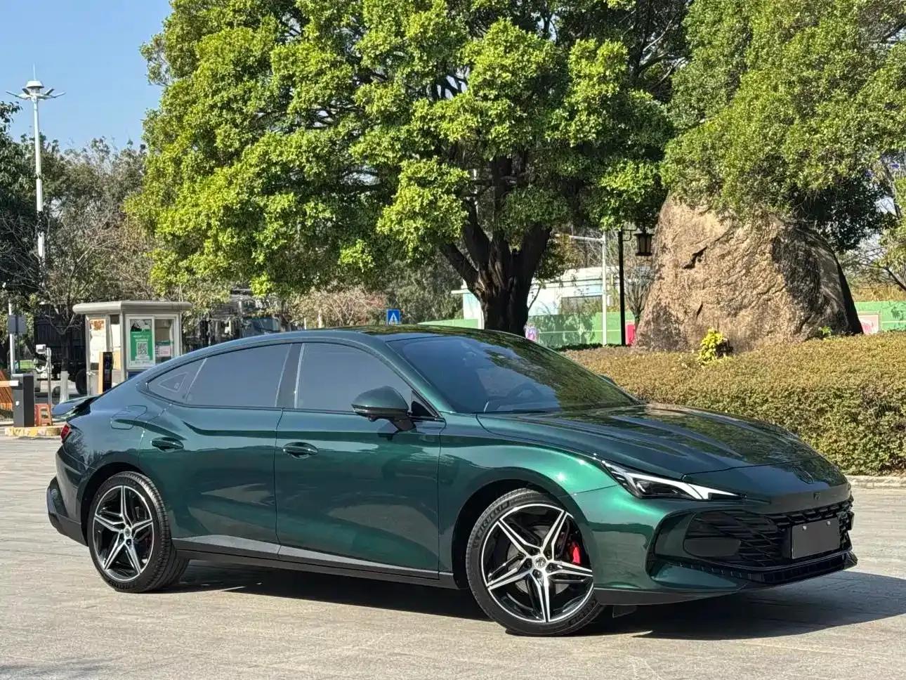MG7 2025 2.0T Trophy+ Super Intelligent Driving Edition — миниатюра 3