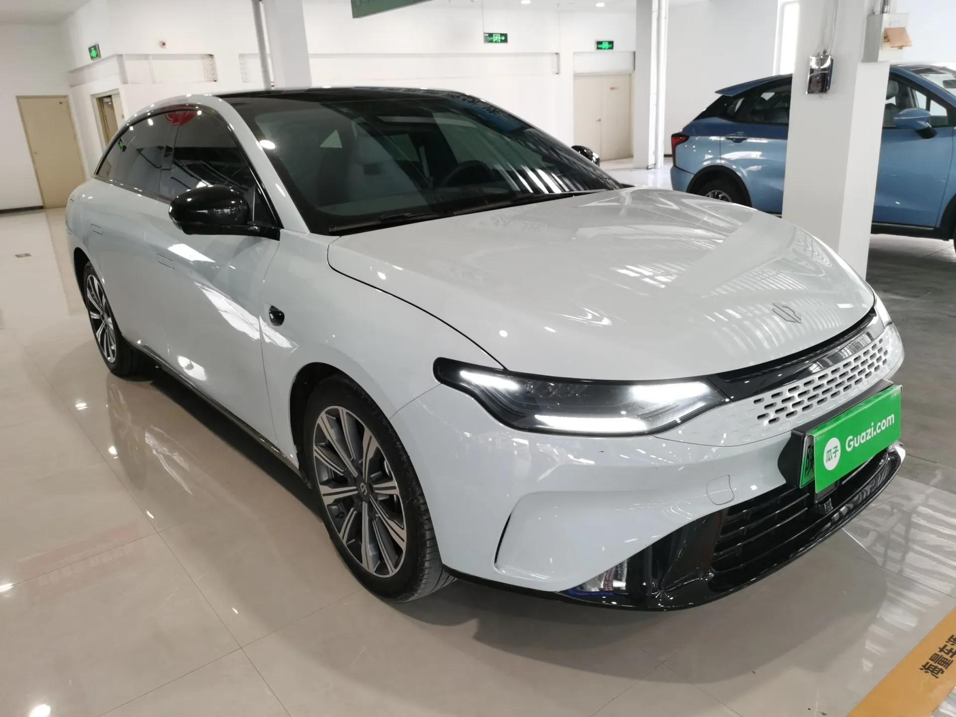 Leapmotor C01 2023 Range-Extended 216 Comfort Edition — миниатюра 6