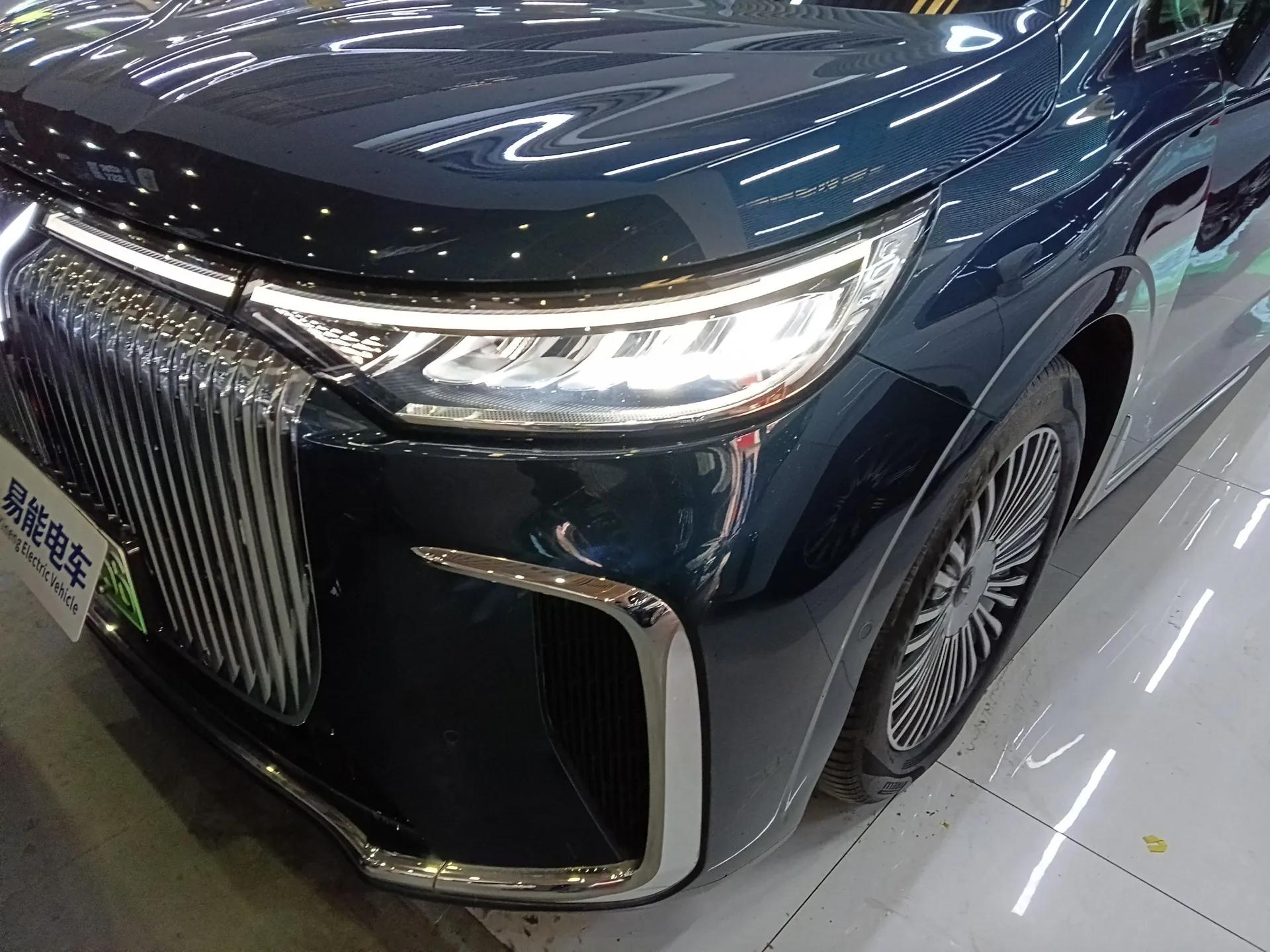 VOYAH Dream 2025 PHEV Four-Wheel-Drive Flagship Kunpeng Edition — миниатюра 5