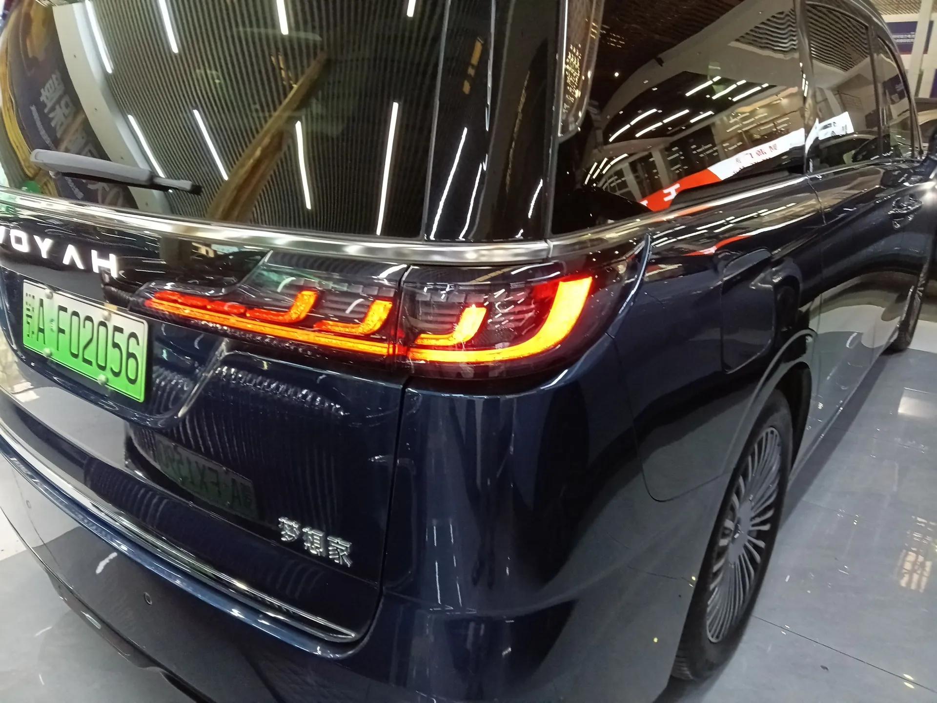 VOYAH Dream 2025 PHEV Four-Wheel-Drive Flagship Kunpeng Edition — миниатюра 8