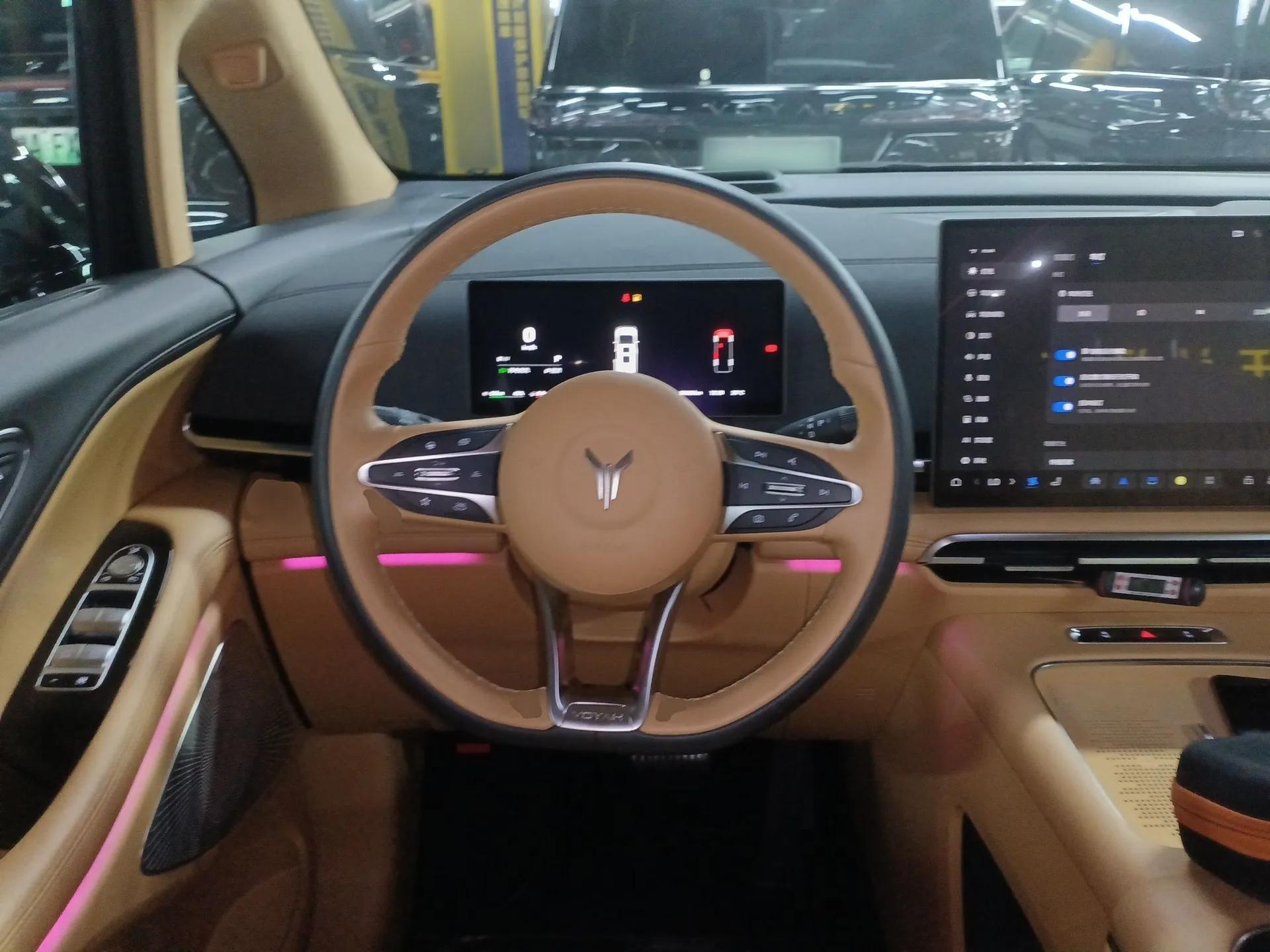 VOYAH Dream 2025 PHEV Four-Wheel-Drive Flagship Kunpeng Edition — миниатюра 12
