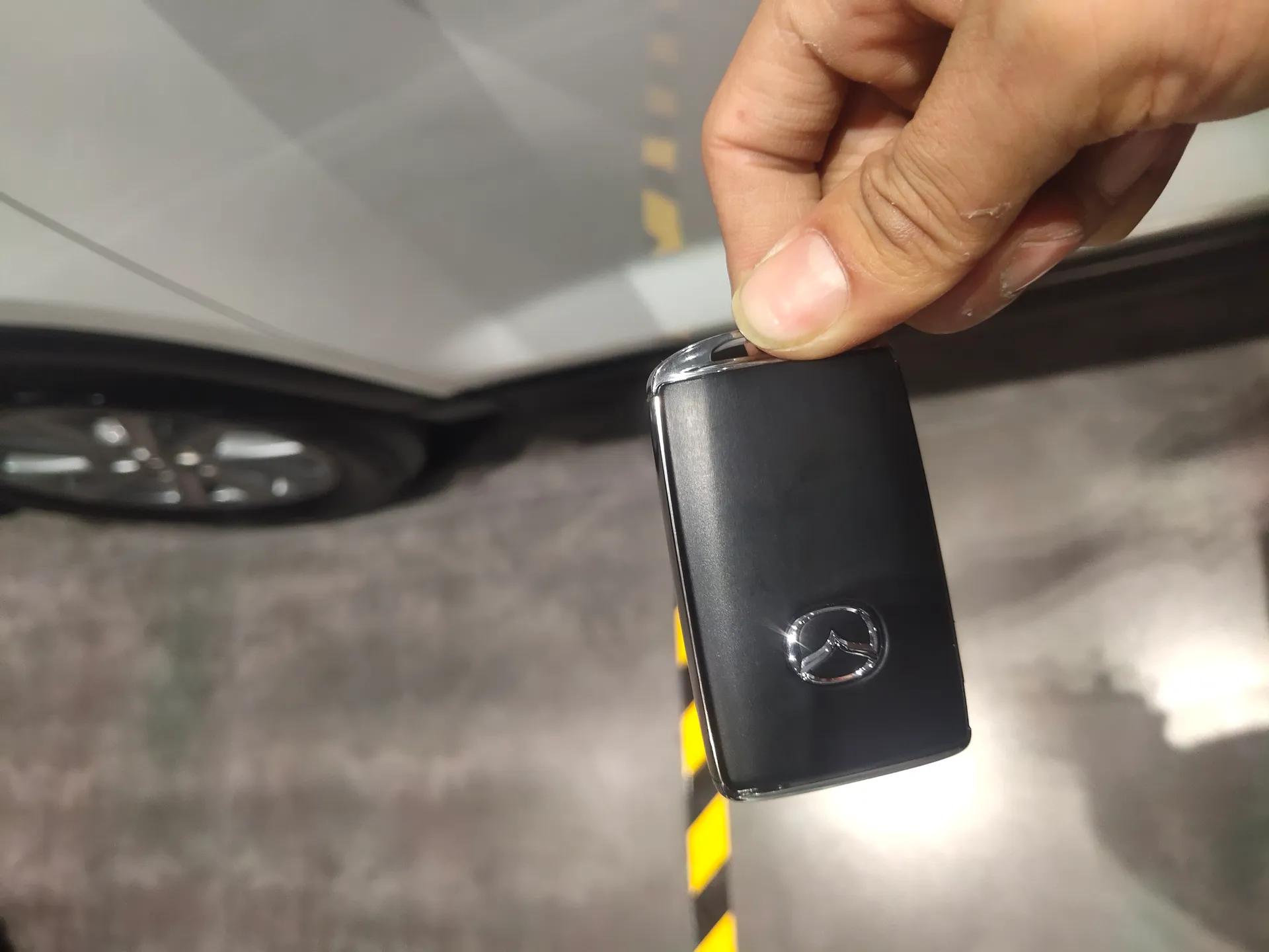 Mazda CX-5 2024 2.0L Automatic Two-Wheel Drive ZhiShang Version — миниатюра 12