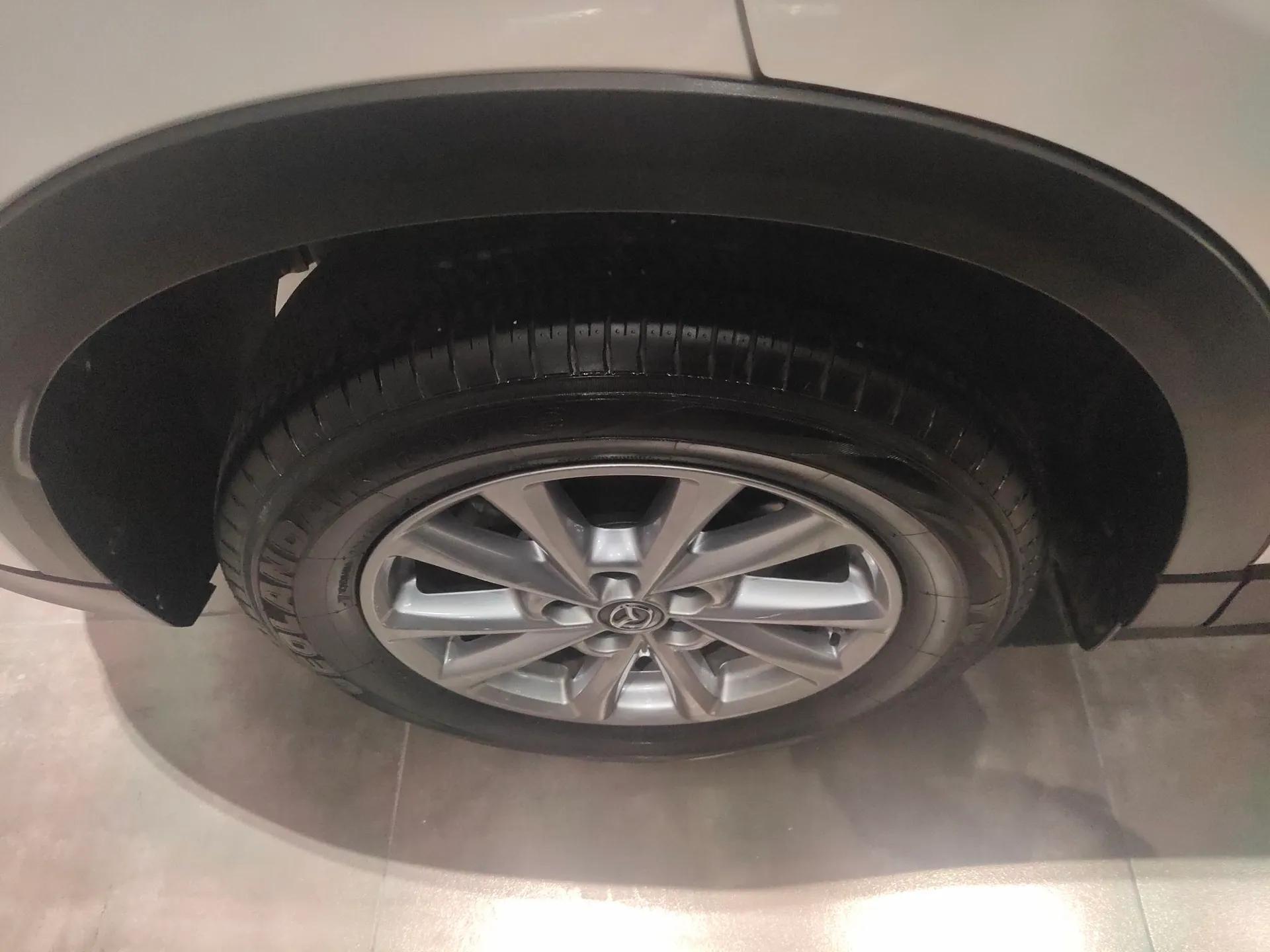 Mazda CX-5 2024 2.0L Automatic Two-Wheel Drive ZhiShang Version — миниатюра 10