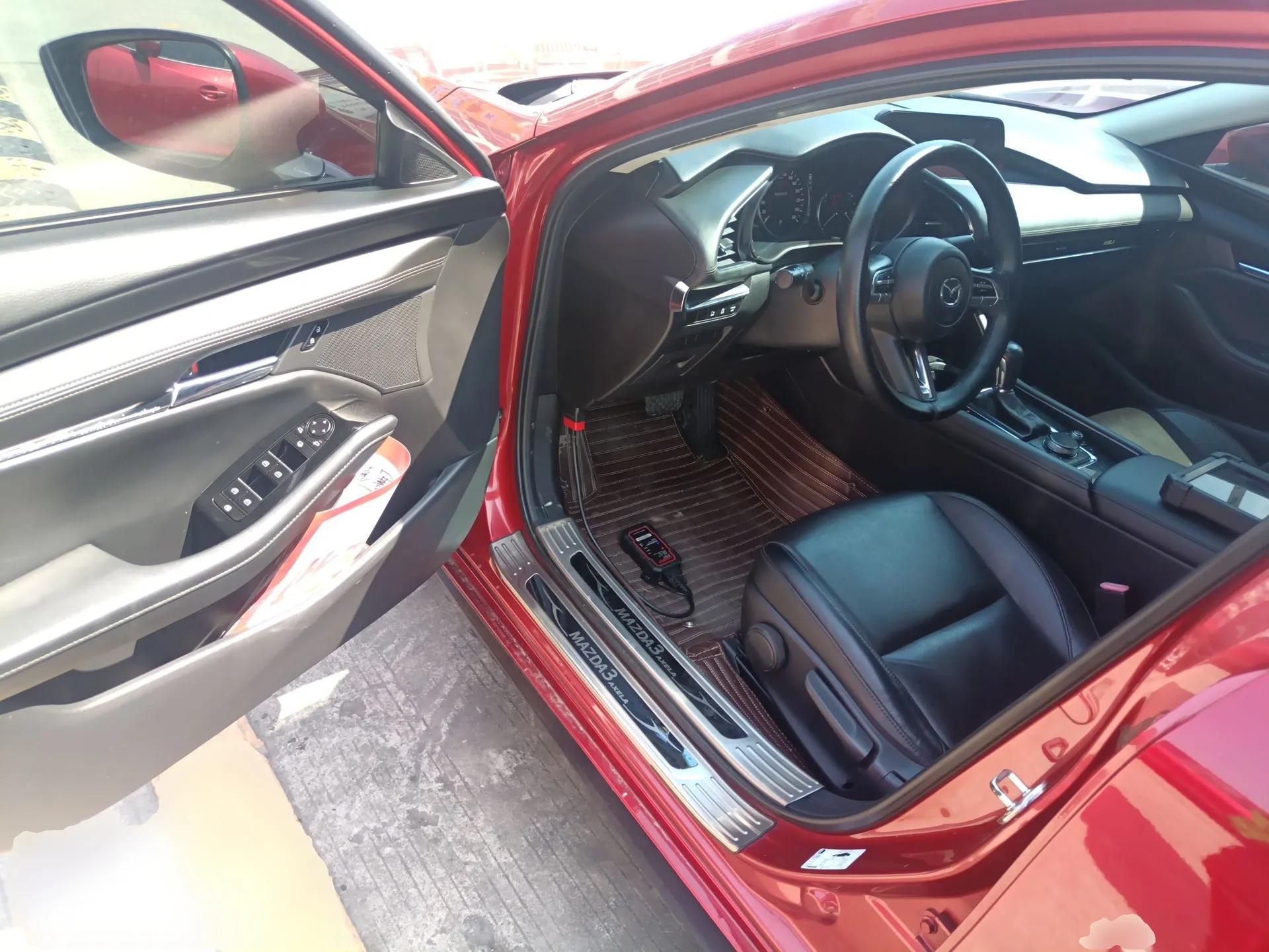Mazda 3 Axela 2020 2.0L Automatic Zhiya Edition — миниатюра 18