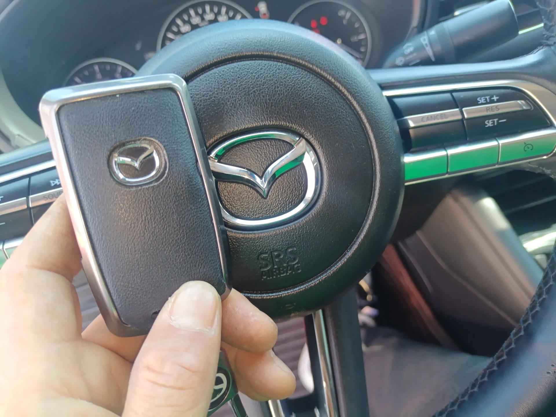Mazda 3 Axela 2020 2.0L Automatic Zhiya Edition — миниатюра 22