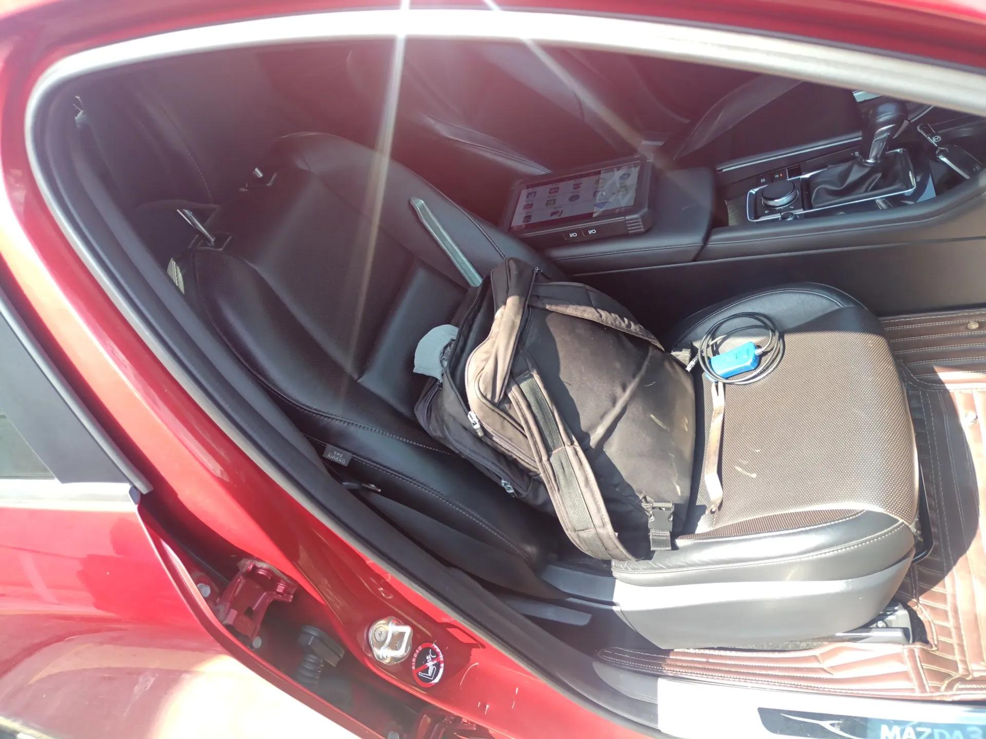 Mazda 3 Axela 2020 2.0L Automatic Zhiya Edition — миниатюра 23