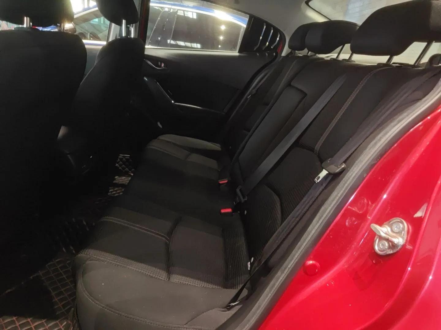 Mazda 3 Axela 2019 Cloud-Controlled Sedan 1.5L Automatic Luxury Model China VI Standard — миниатюра 19
