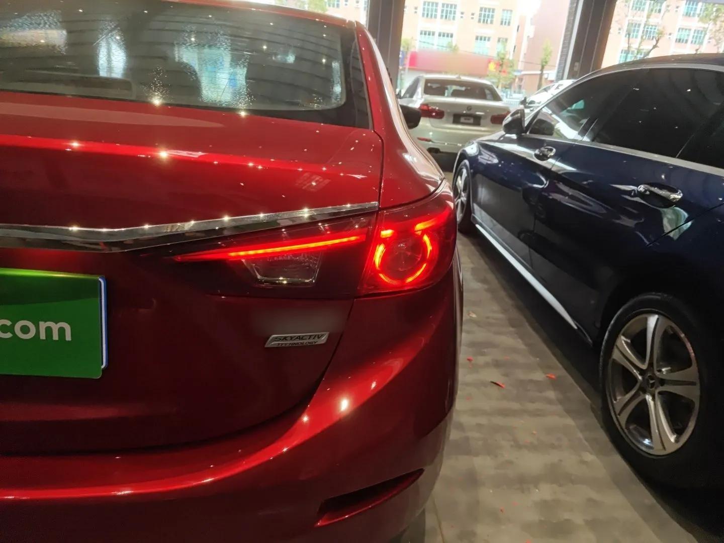 Mazda 3 Axela 2019 Cloud-Controlled Sedan 1.5L Automatic Luxury Model China VI Standard — миниатюра 8