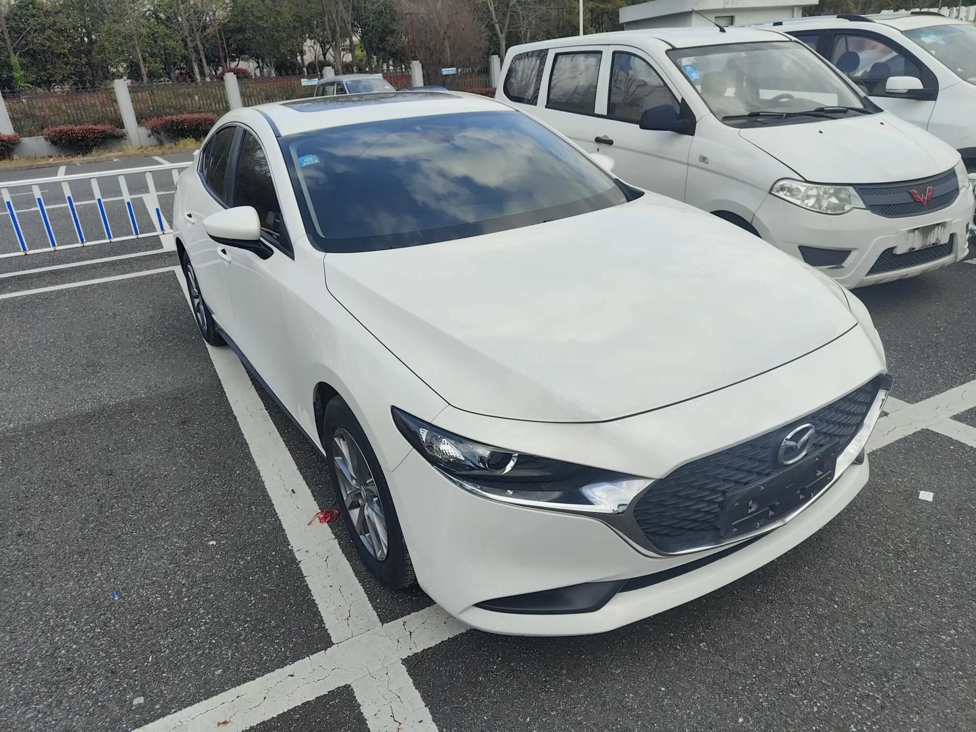 Mazda 3 Axela 2020 1.5L Automatic Zhiyue Sunroof Version — миниатюра 3