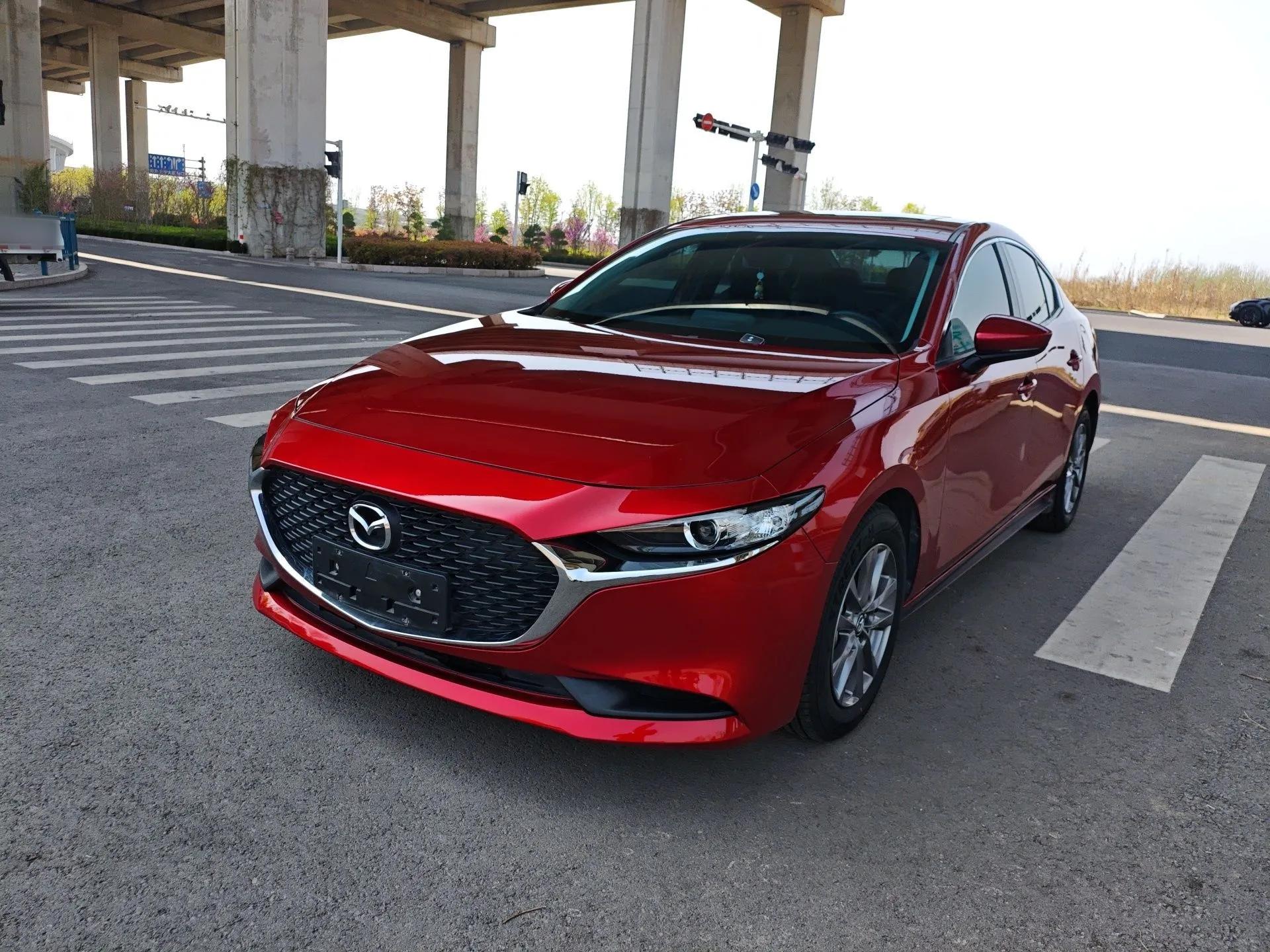 Mazda 3 Axela 2020 1.5L Automatic Zhiyue Sunroof Version — миниатюра 1
