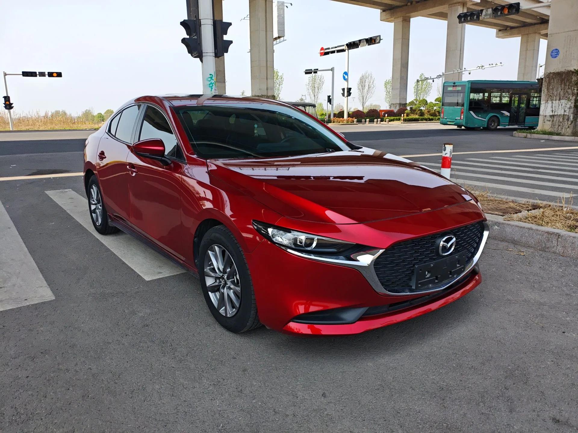 Mazda 3 Axela 2020 1.5L Automatic Zhiyue Sunroof Version — миниатюра 3