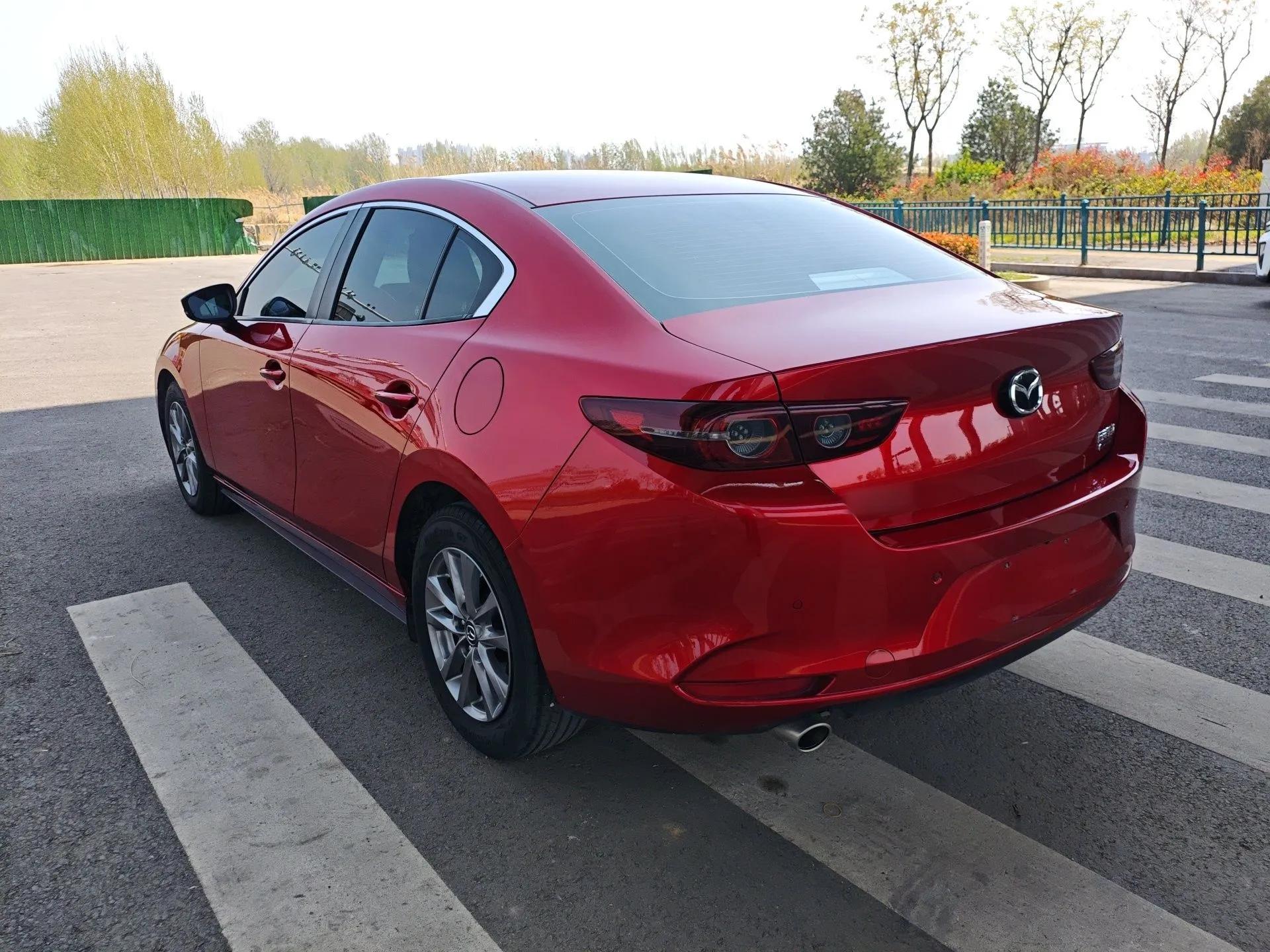 Mazda 3 Axela 2020 1.5L Automatic Zhiyue Sunroof Version — миниатюра 4