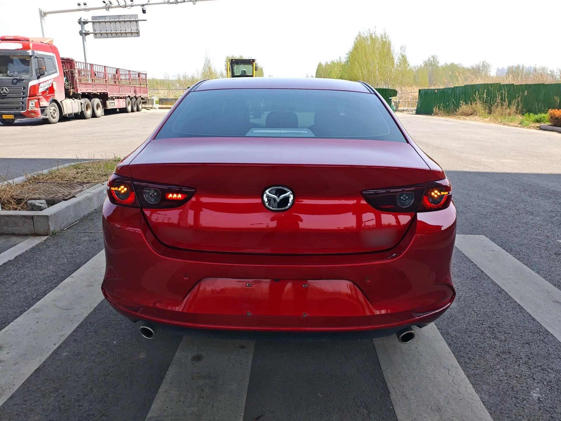 Mazda 3 Axela 2020 1.5L Automatic Zhiyue Sunroof Version — миниатюра 5