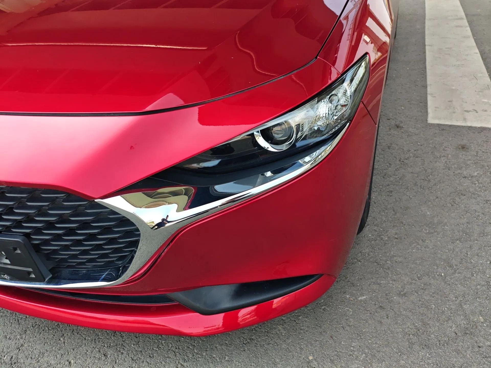 Mazda 3 Axela 2020 1.5L Automatic Zhiyue Sunroof Version — миниатюра 9