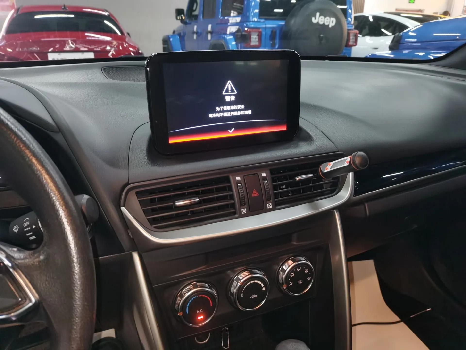 Mazda CX-4 2018 2.0L Automatic Two-Wheel Drive Blue Sky Dynamic Version China VI Standard — миниатюра 15