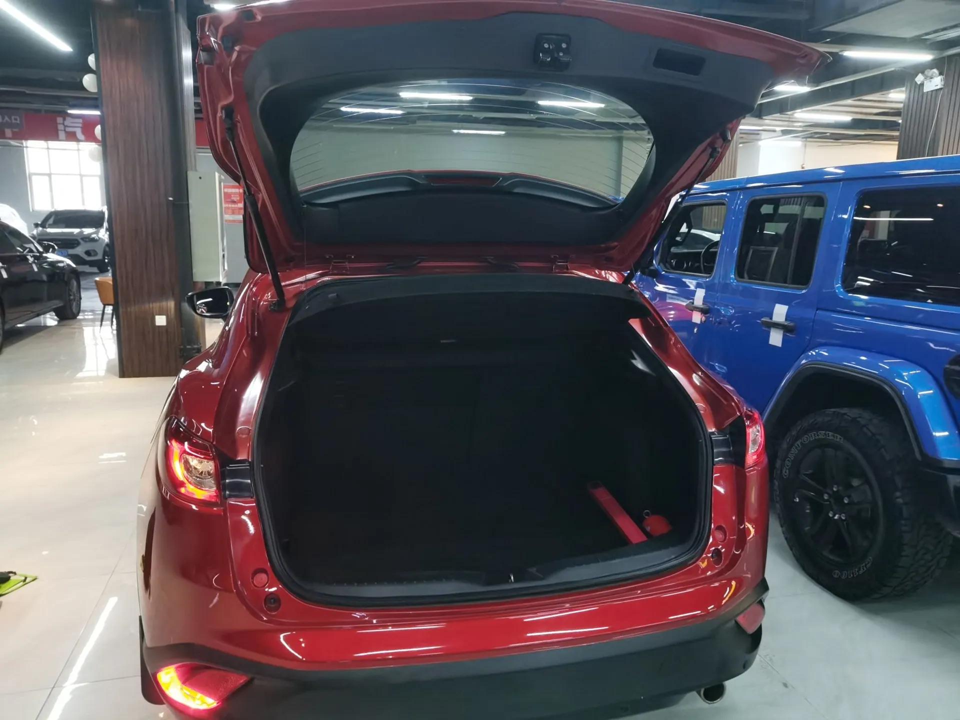 Mazda CX-4 2018 2.0L Automatic Two-Wheel Drive Blue Sky Dynamic Version China VI Standard — миниатюра 21