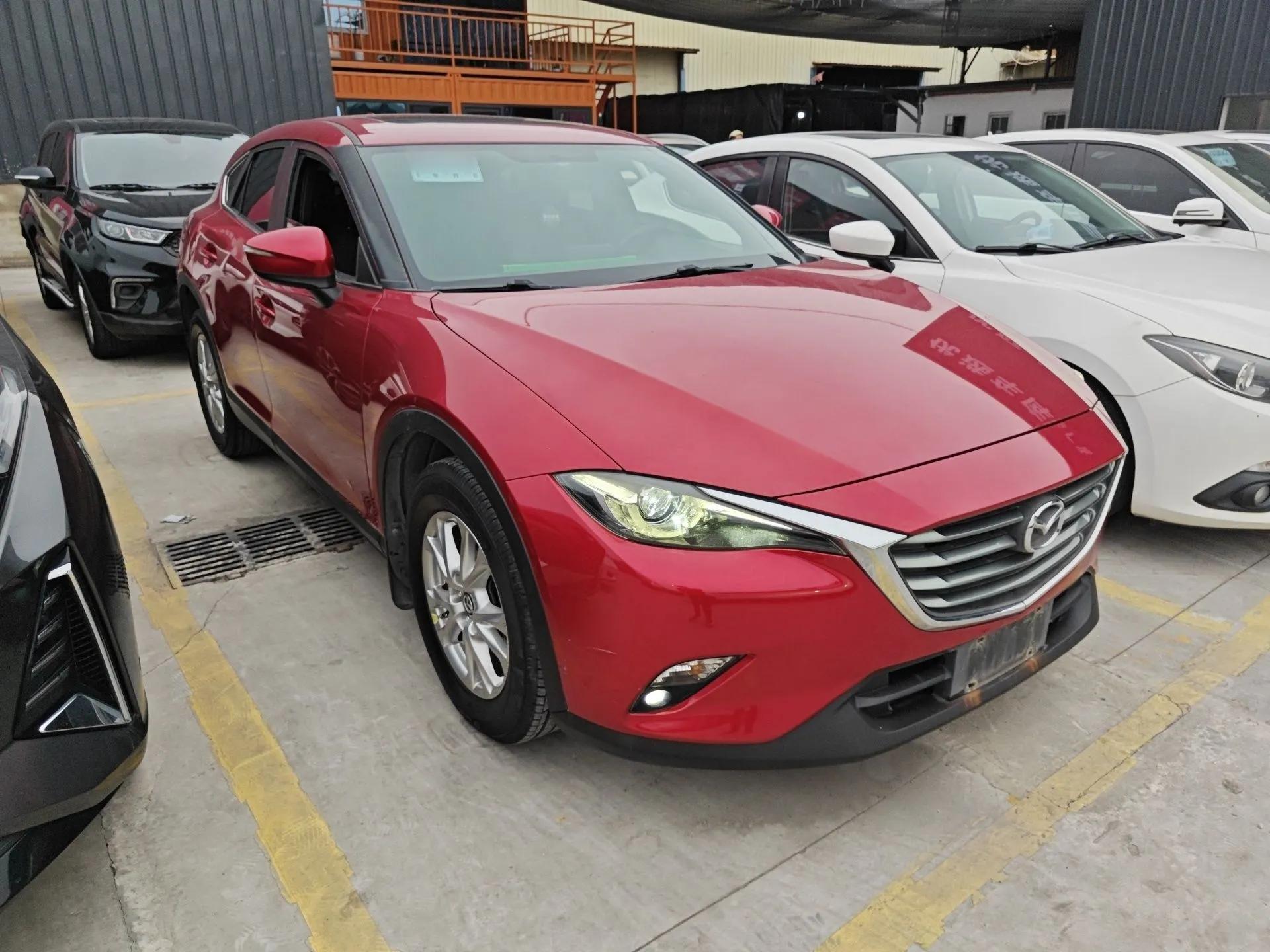 Mazda CX-4 2016 2.0L Automatic 2WD Blue Sky Luxury Edition — миниатюра 3