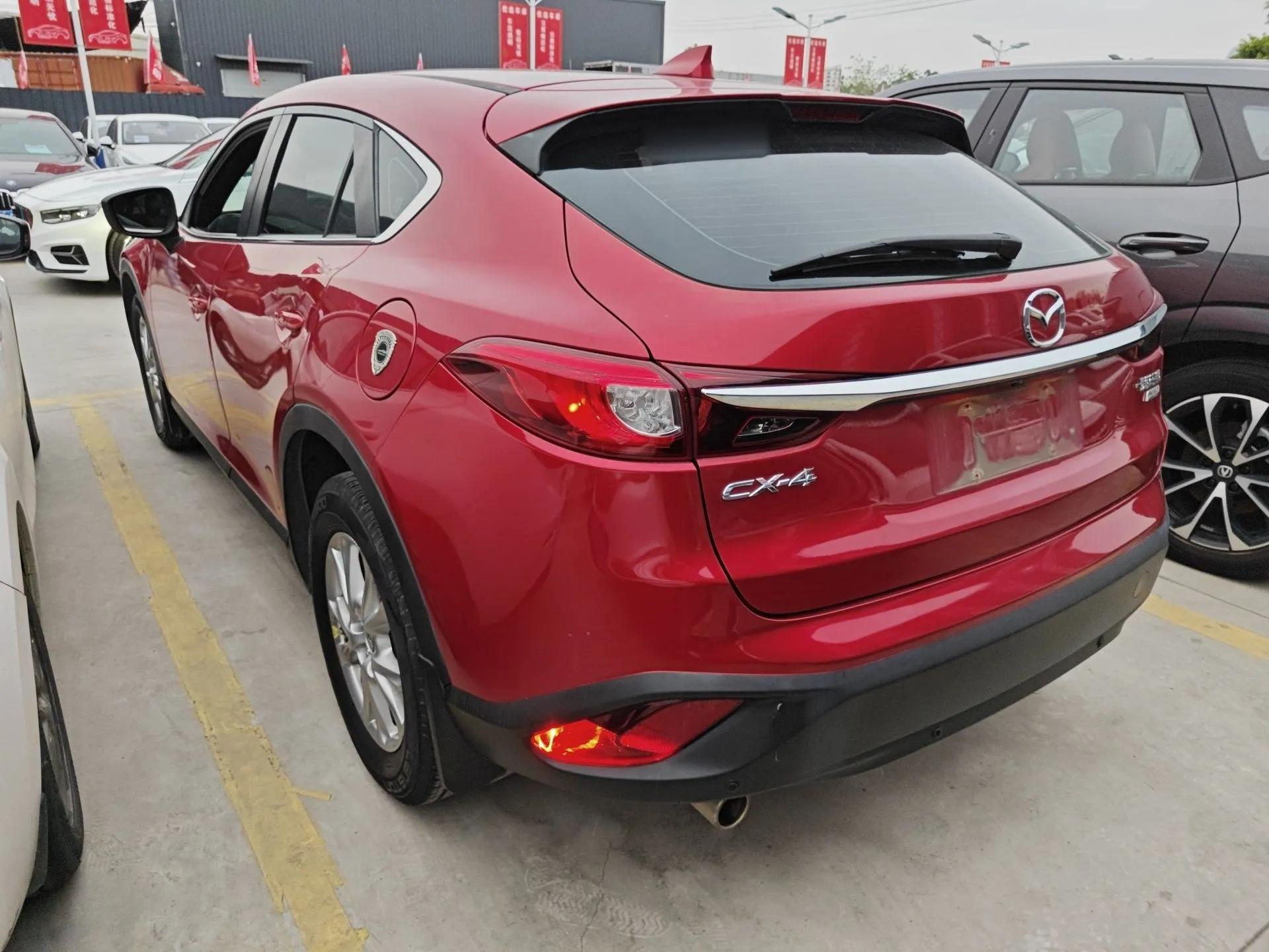 Mazda CX-4 2016 2.0L Automatic 2WD Blue Sky Luxury Edition — миниатюра 4