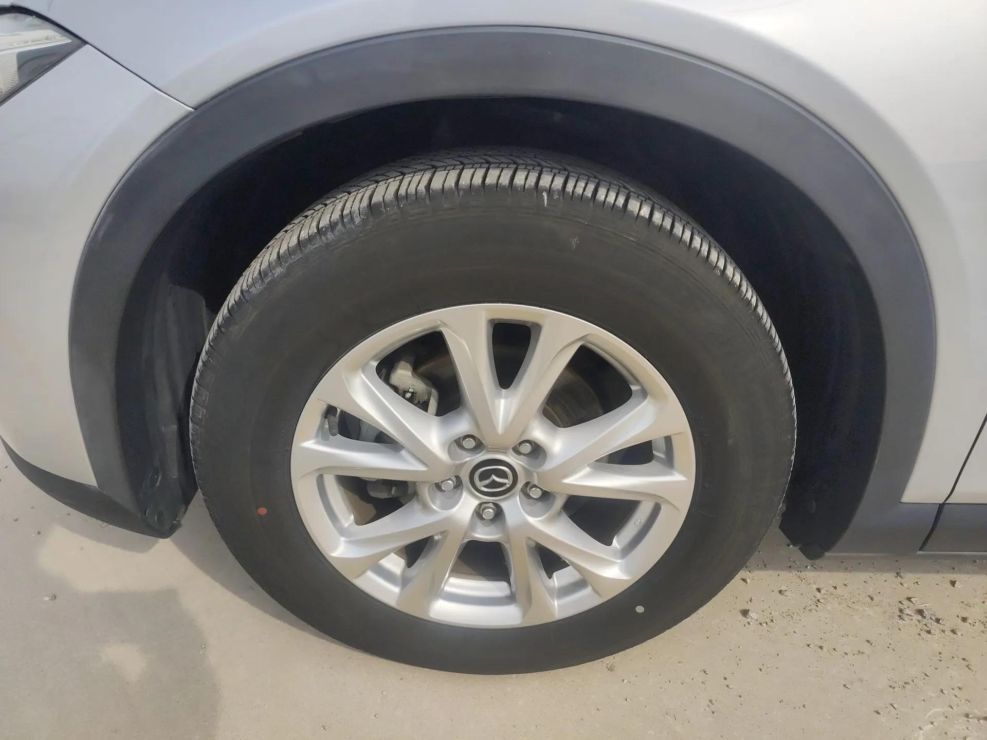 Mazda CX-4 2018 2.0L Automatic Two-Wheel Drive Blue Sky Luxury Edition — миниатюра 8