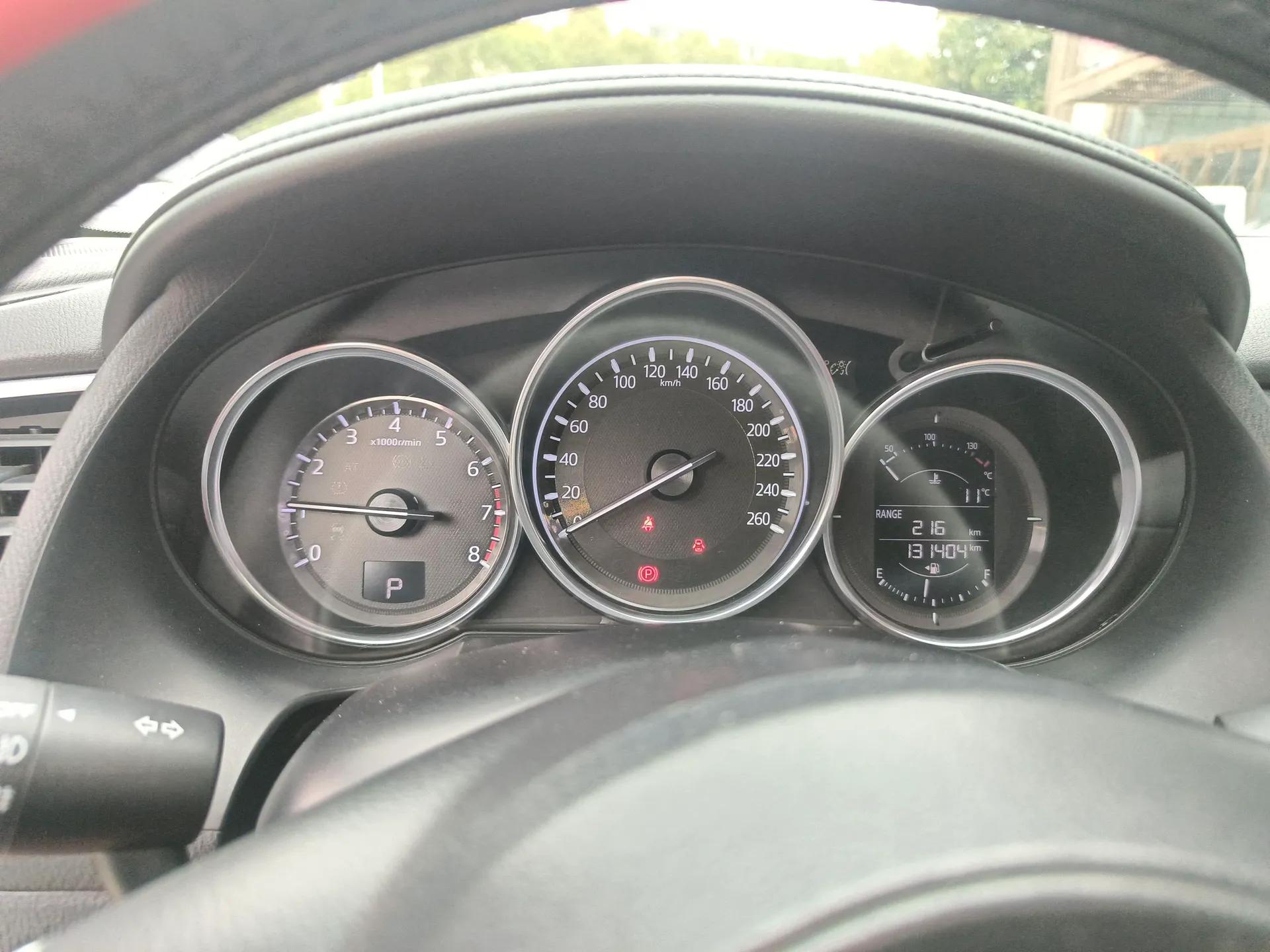 Mazda Atenza 2018 2.0L Blue Sky Luxury Edition China V Standard — миниатюра 14