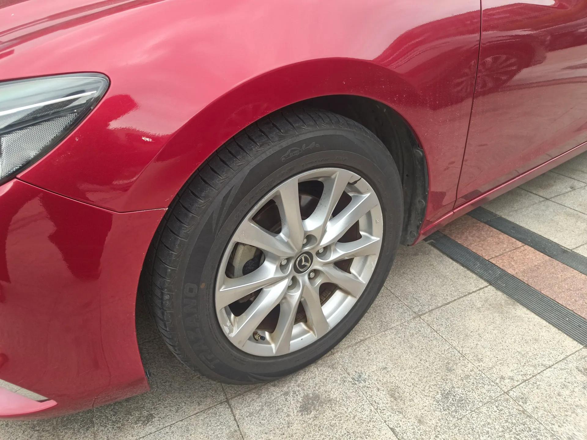 Mazda Atenza 2018 2.0L Blue Sky Luxury Edition China V Standard — миниатюра 9
