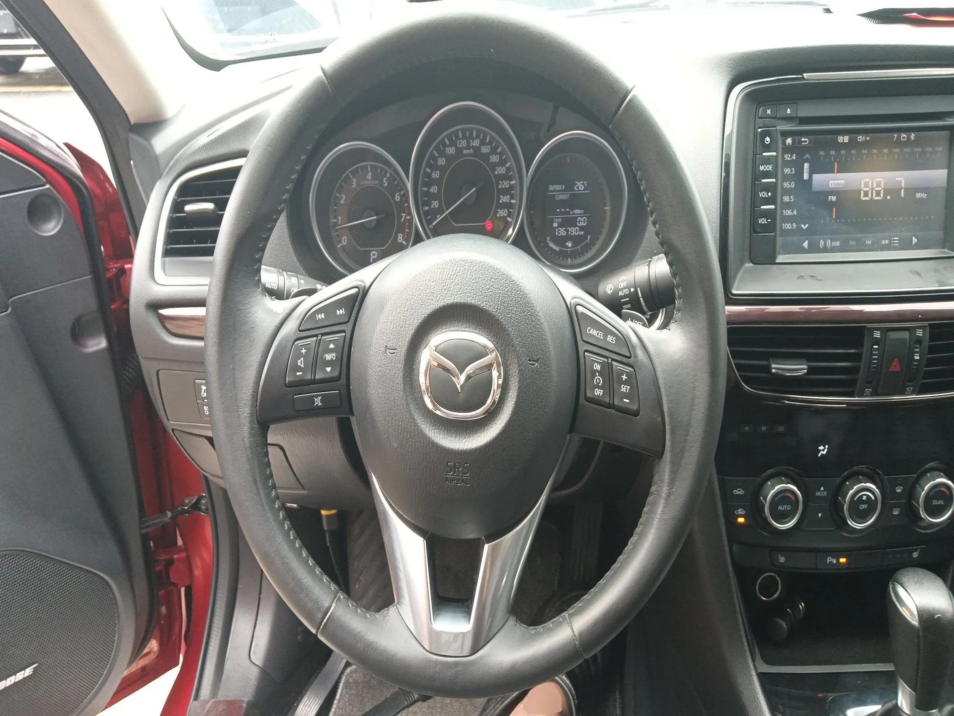 Mazda Atenza 2015 2.5L Blue Sky Prestige Edition — миниатюра 13
