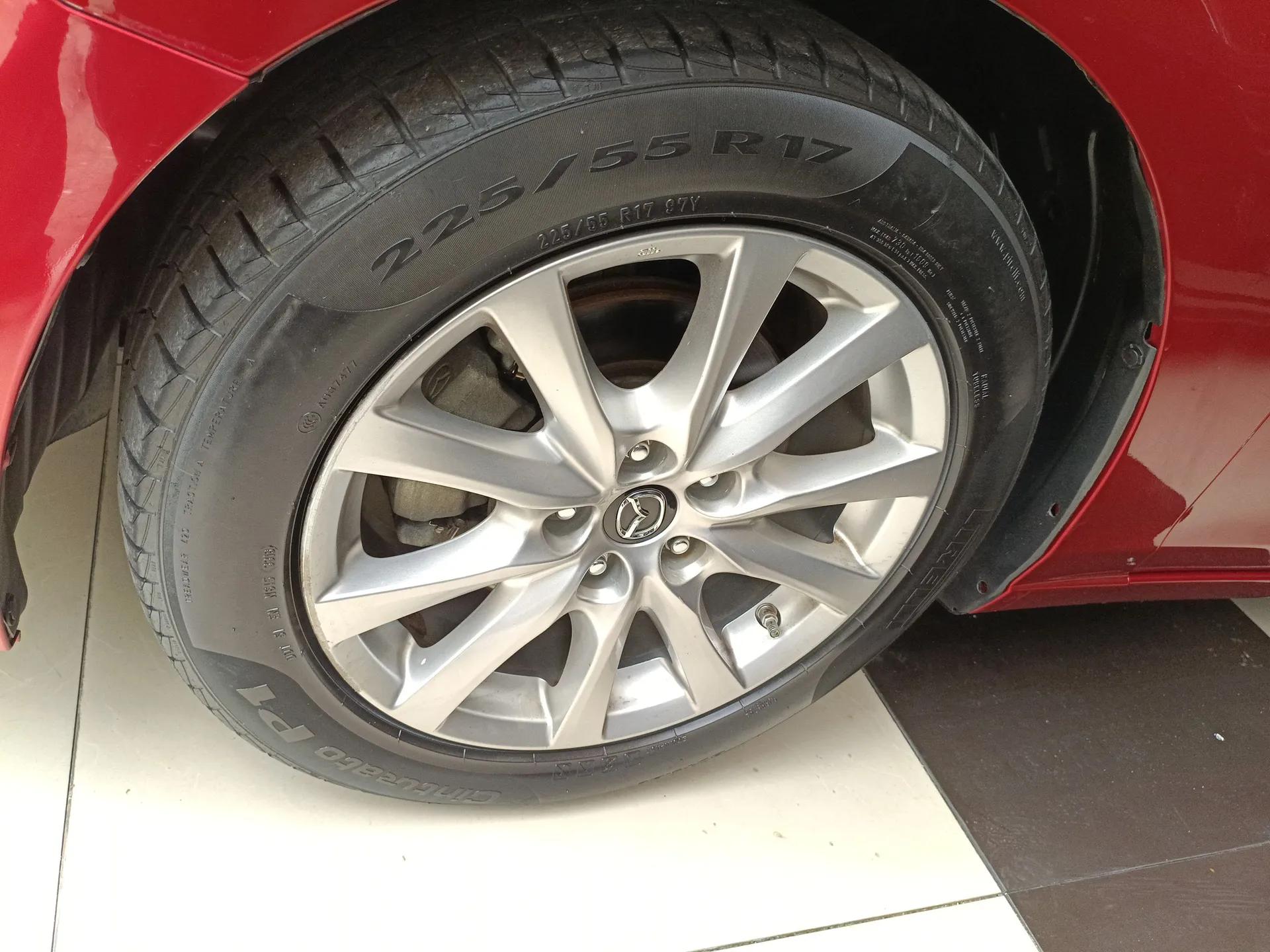 Mazda Atenza 2014 2.0L Blue Sky Luxury Edition — миниатюра 8