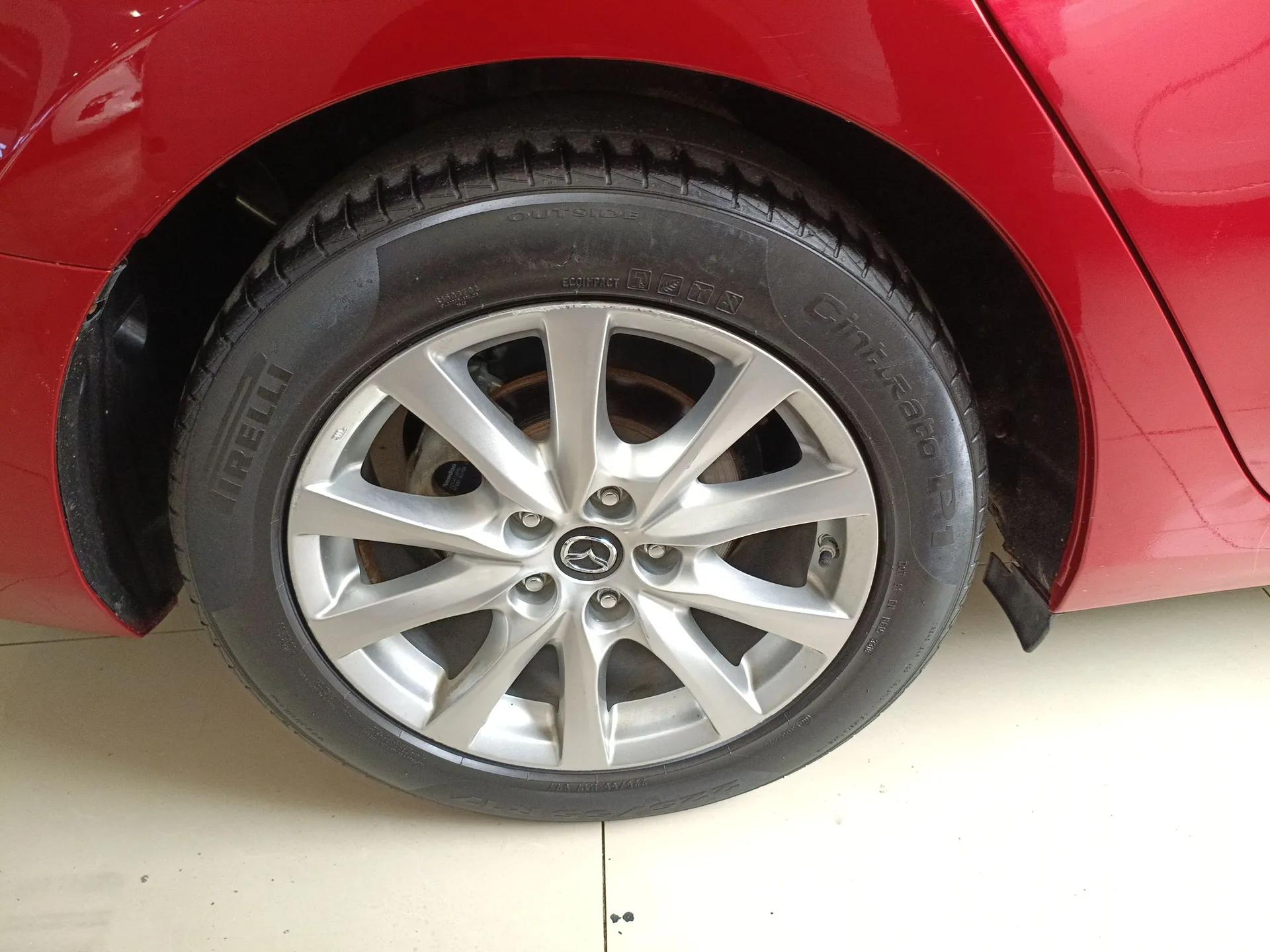 Mazda Atenza 2014 2.0L Blue Sky Luxury Edition — миниатюра 10