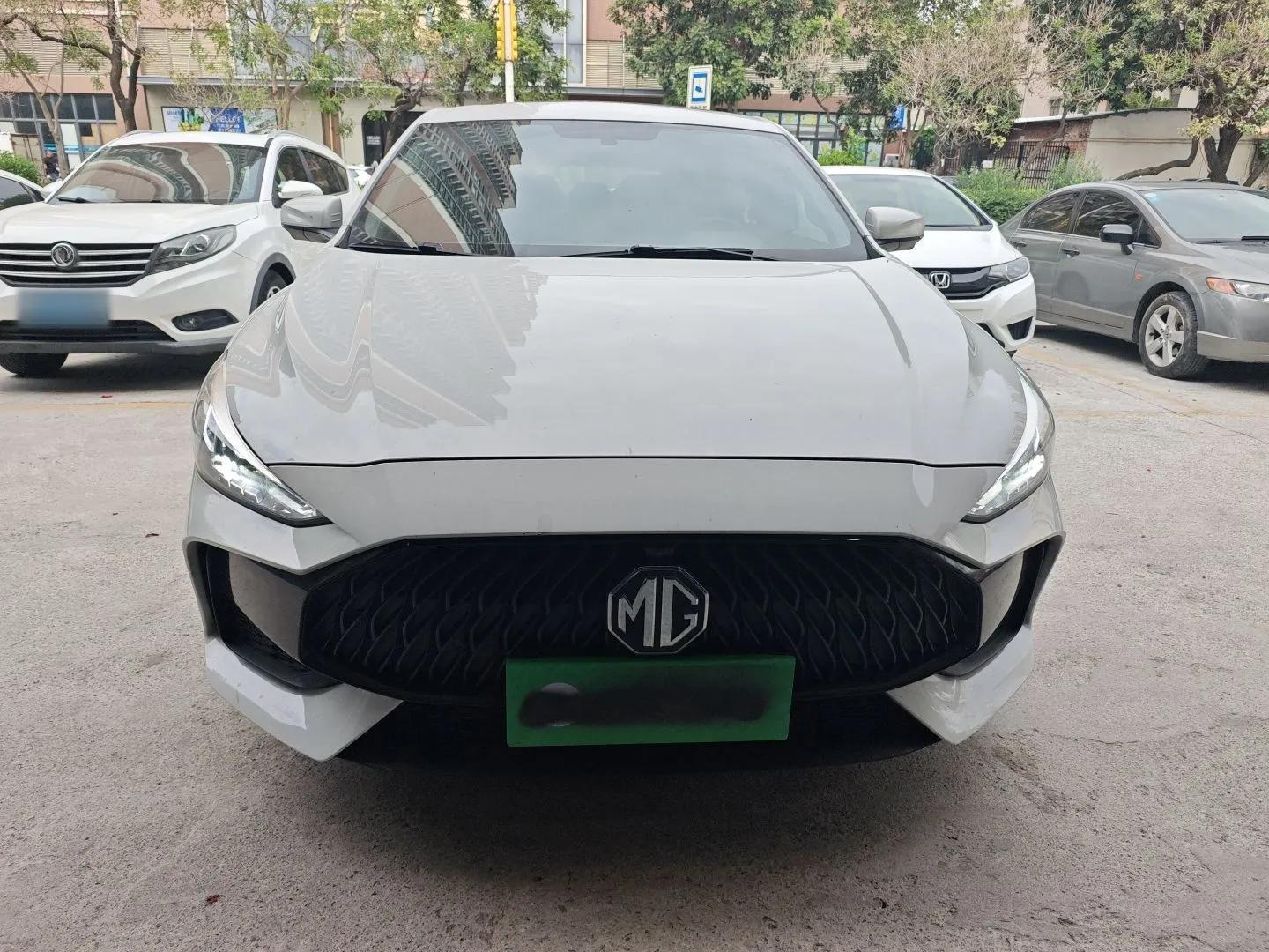 MG 5 2021 Revised Version 180 DVVT CVT Youth Luxury Edition — миниатюра 2