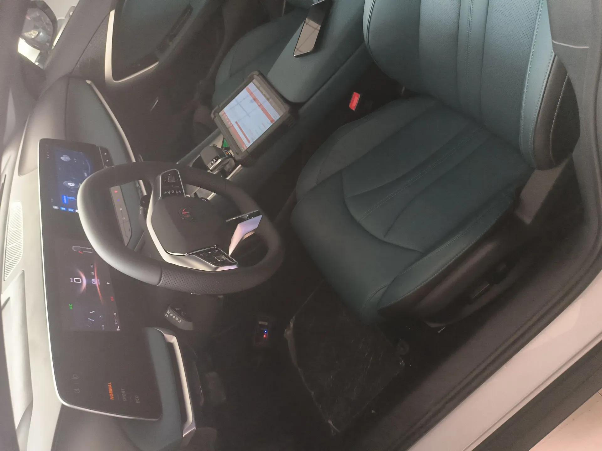 MG 7 2025 1.5T 300 DCT Luxury Edition — миниатюра 17