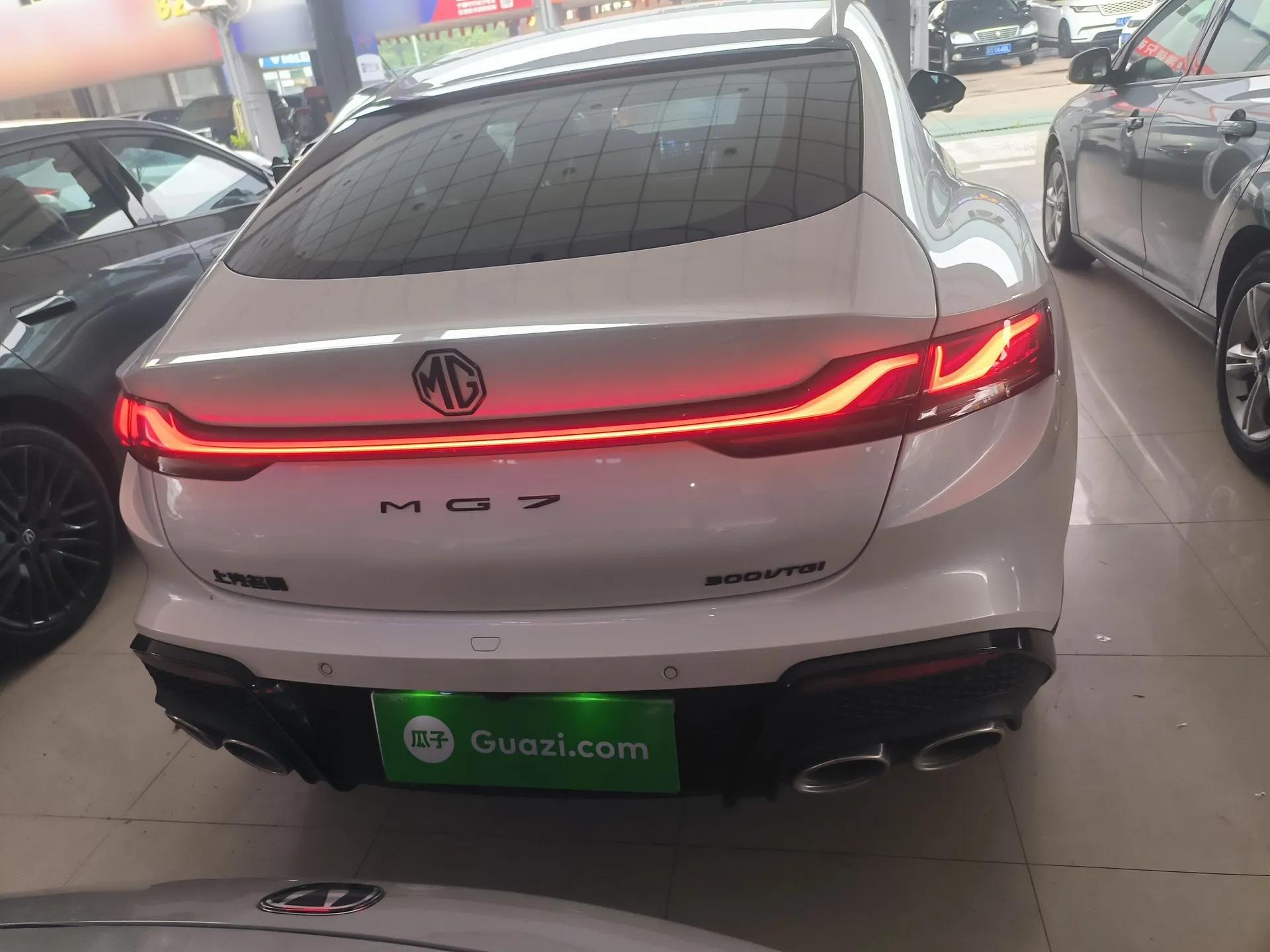 MG 7 2025 1.5T 300 DCT Luxury Edition — миниатюра 3