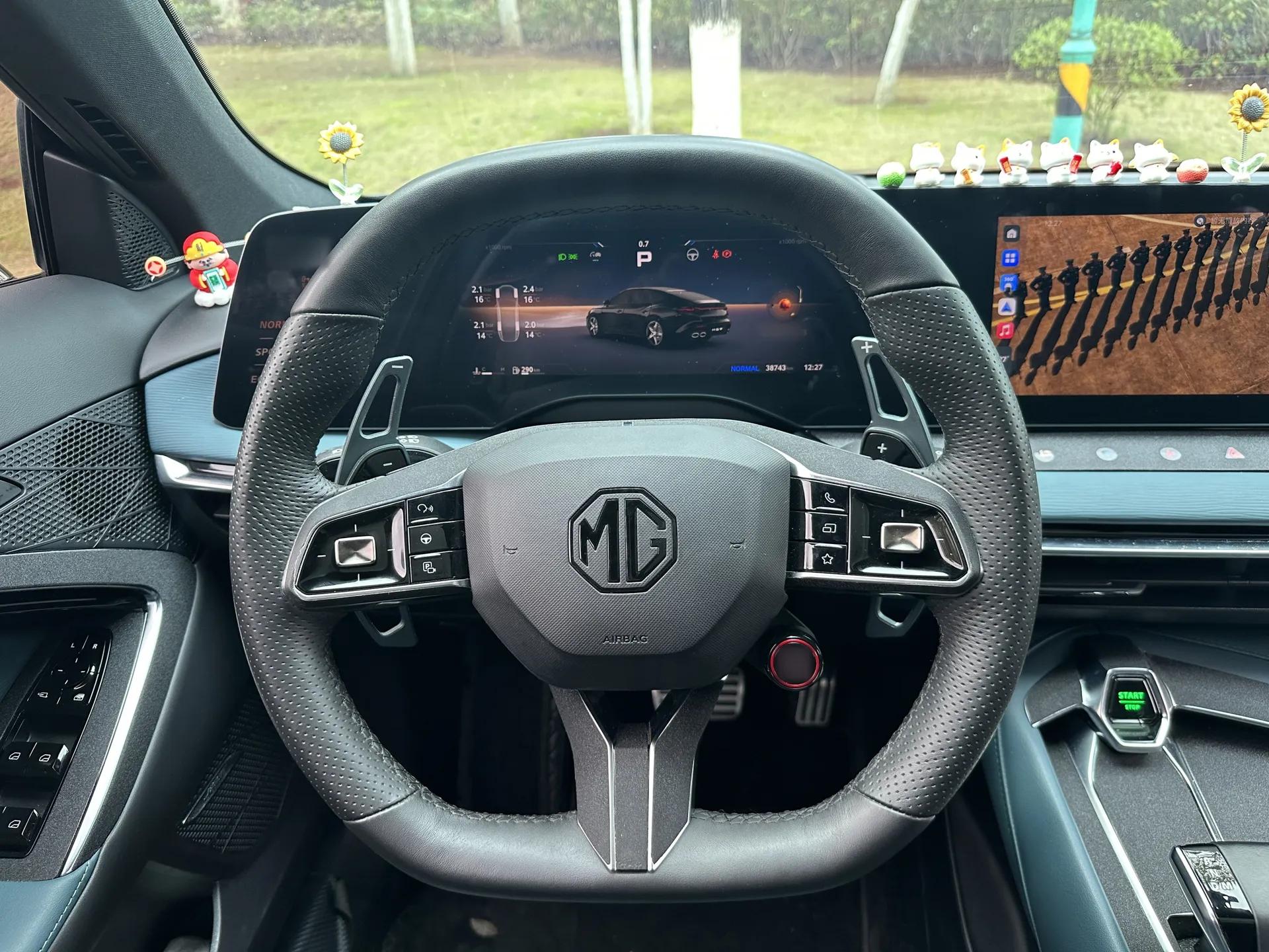 MG 7 2023 2.0T Automatic Trophy+ Ignition Glory Edition — миниатюра 11