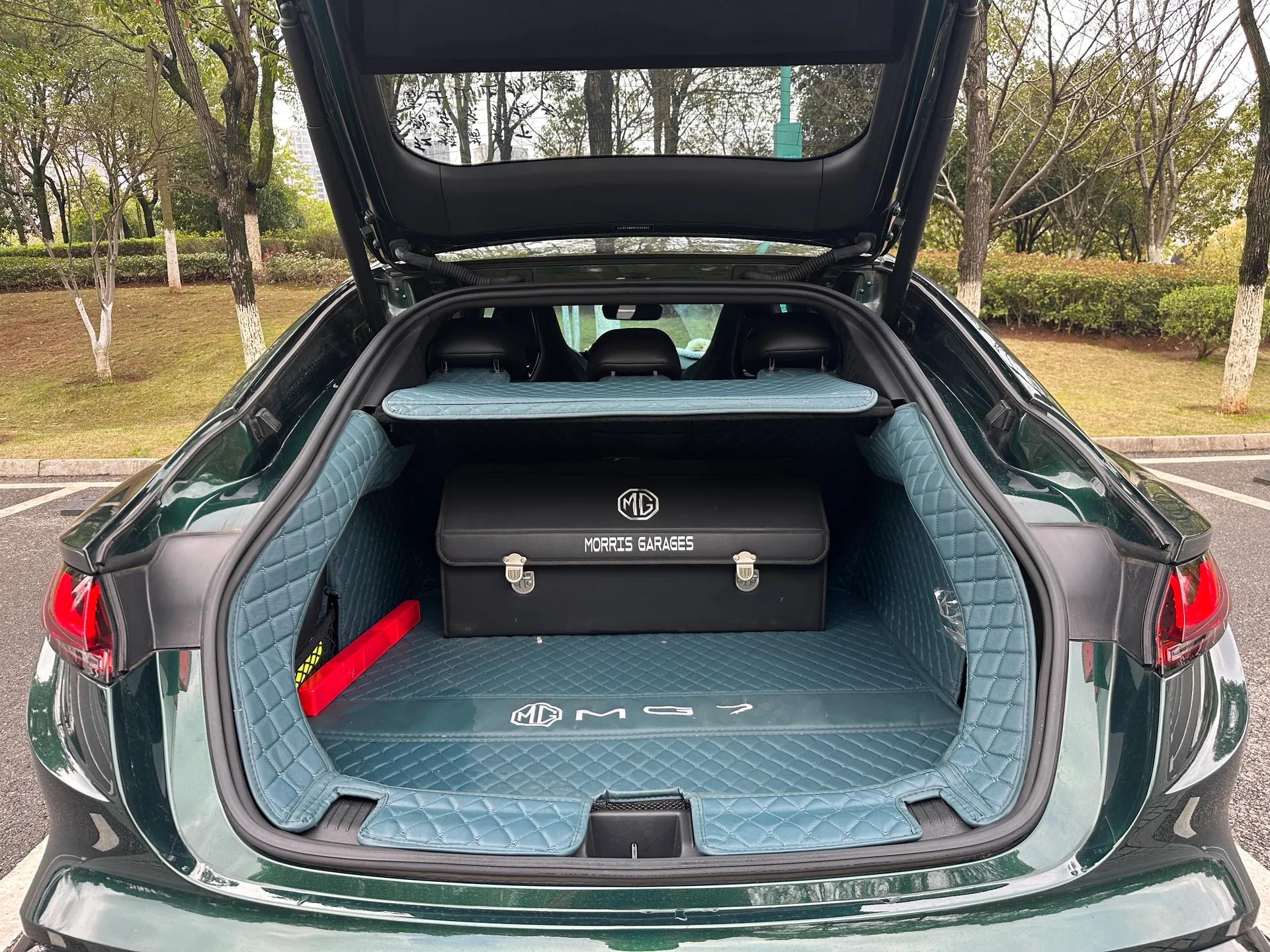 MG 7 2023 2.0T Automatic Trophy+ Ignition Glory Edition — миниатюра 18