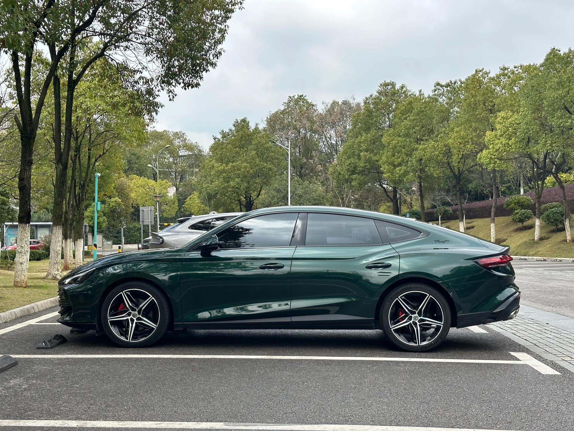 MG 7 2023 2.0T Automatic Trophy+ Ignition Glory Edition — миниатюра 4