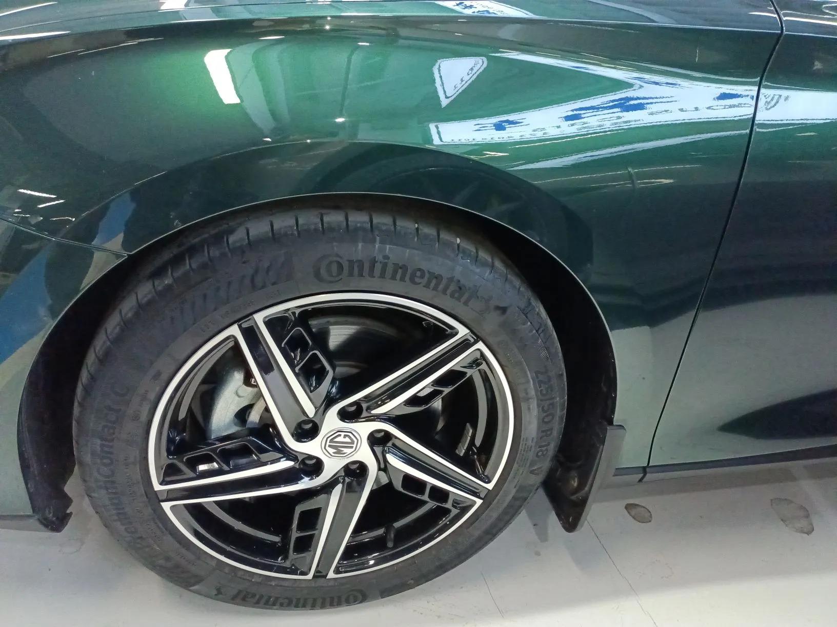 MG 7 2023 1.5T DCT Luxurious Supreme Edition — миниатюра 9