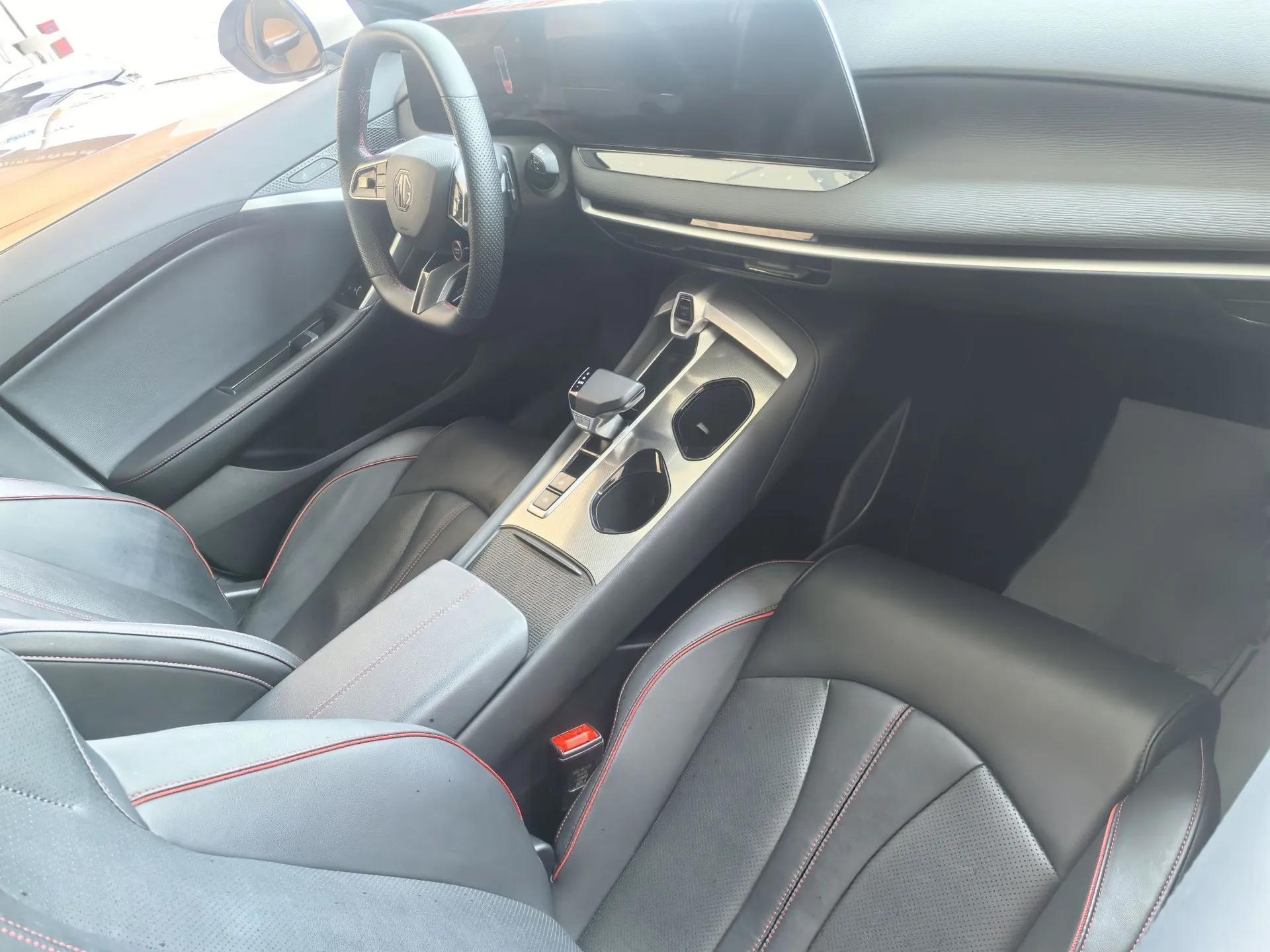 MG 7 2025 1.5T 300 DCT Luxury Edition — миниатюра 21
