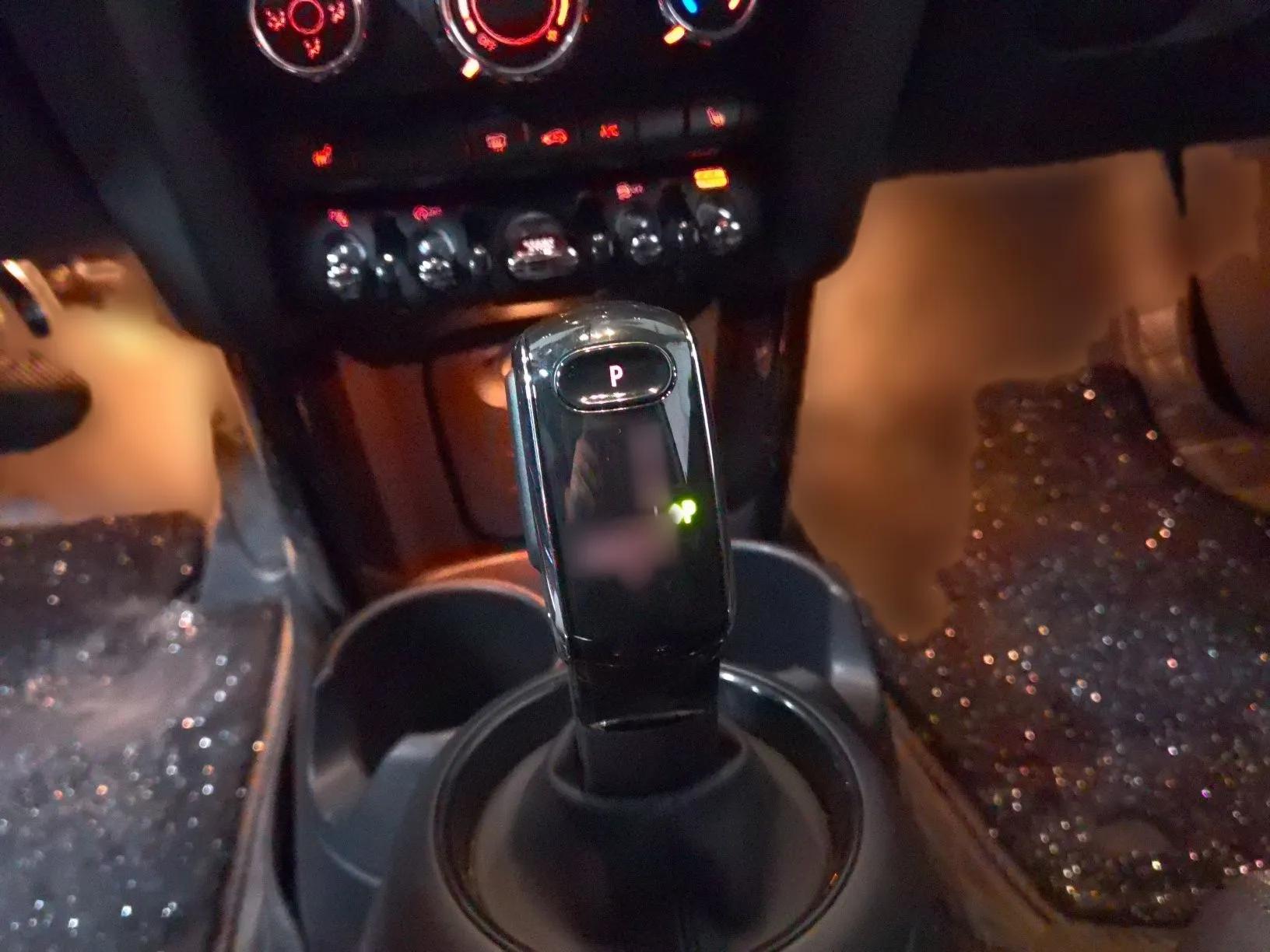 MINI 2018 1.5T COOPER Classic Edition — миниатюра 15