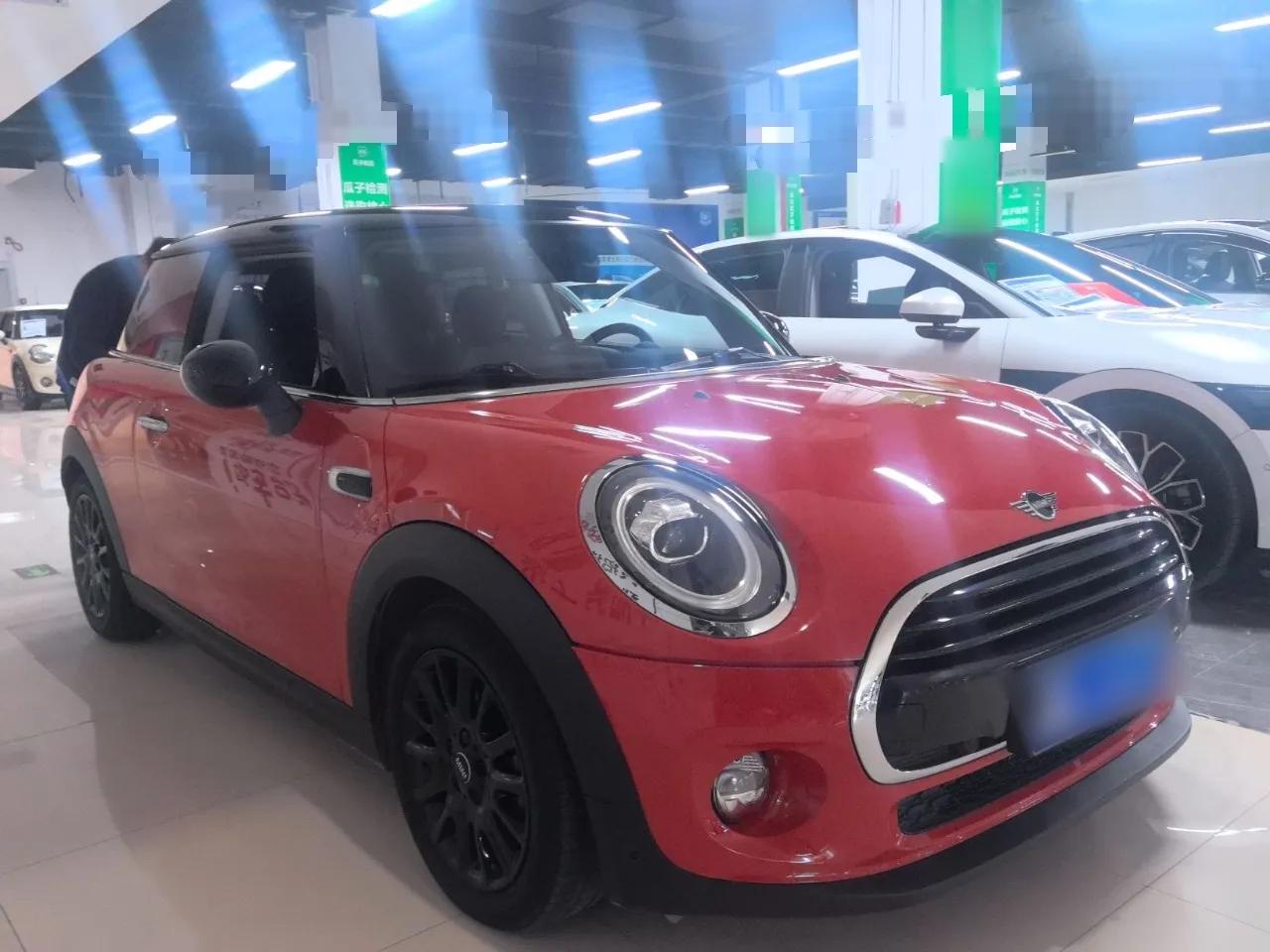 MINI 2018 1.5T COOPER Classic Edition — миниатюра 4