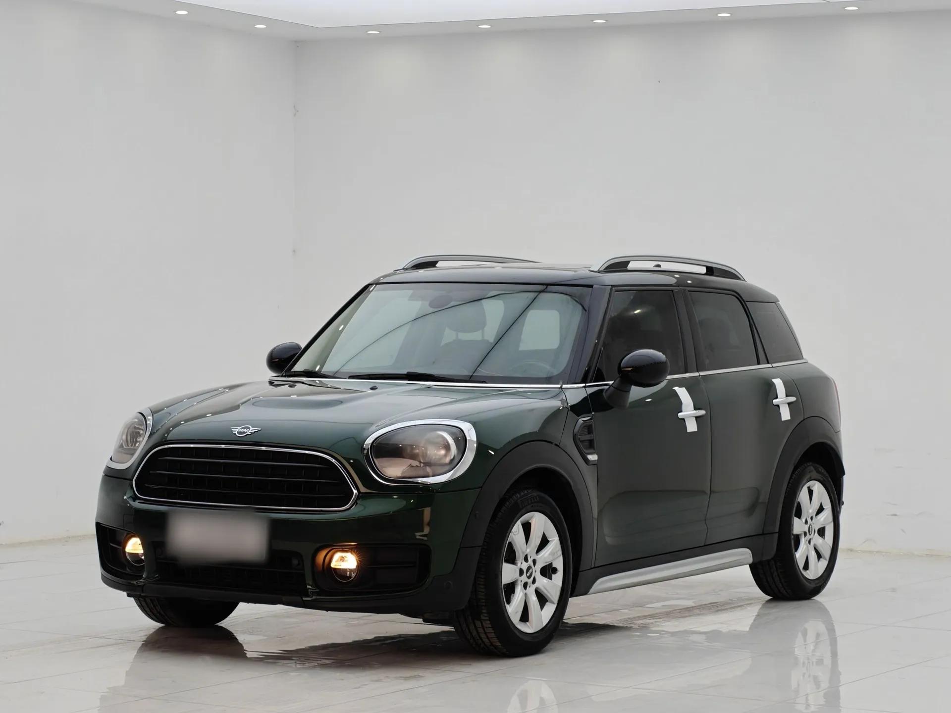 MINI Countryman 2018 1.5T COOPER Special Edition — миниатюра 1