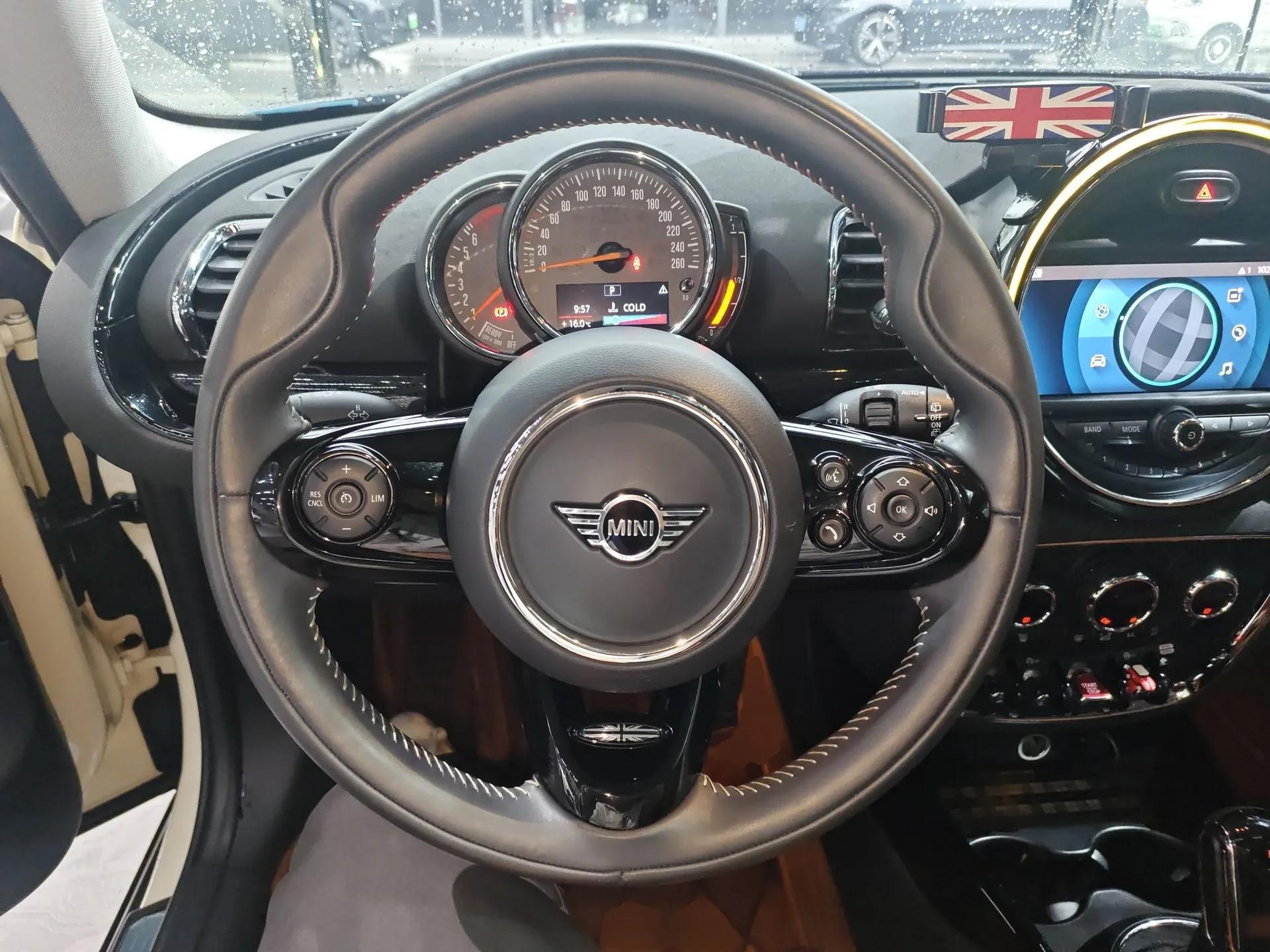 MINI Clubman 2019 1.5T COOPER Connoisseur — миниатюра 13